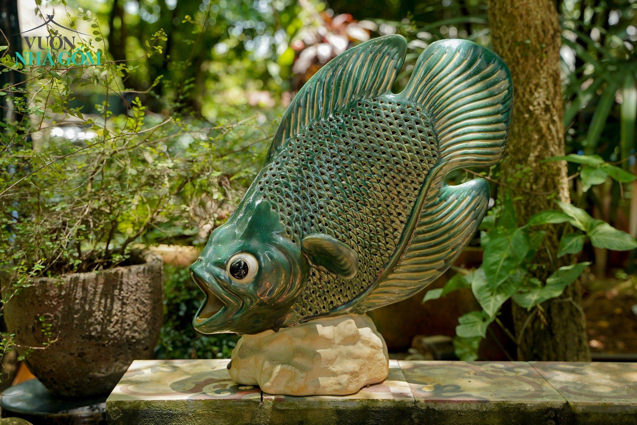 Cá Tai Tượng lọng xanh đồng, trang trí lọng đèn, gốm thủ công mỹ nghệ Nam Bộ, C48xD45 cm
