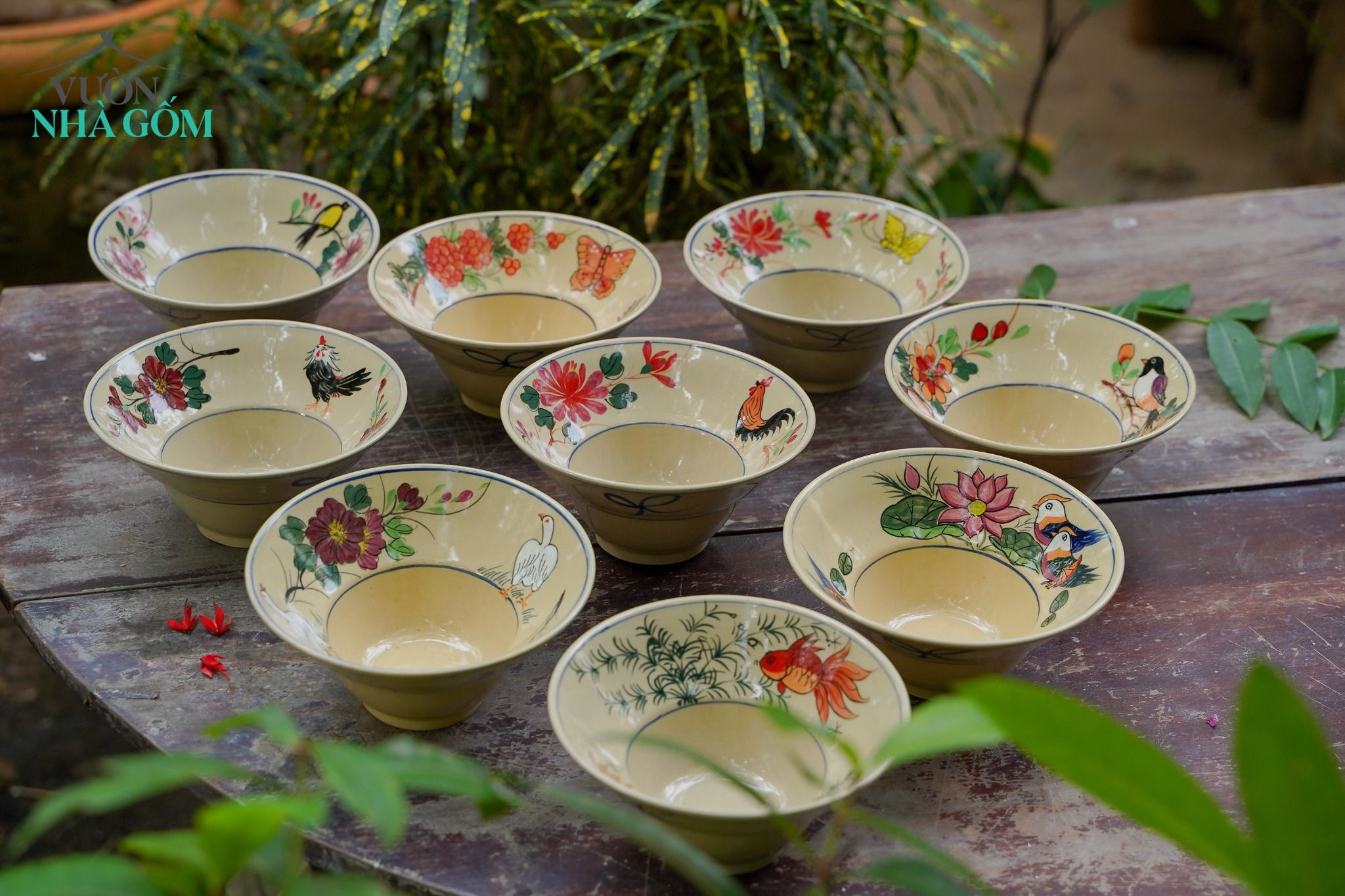 Bộ sưu tập chén dĩa gốm Lái Thiêu được thực hiện bởi Cô Yến, gốm Thủ Biên