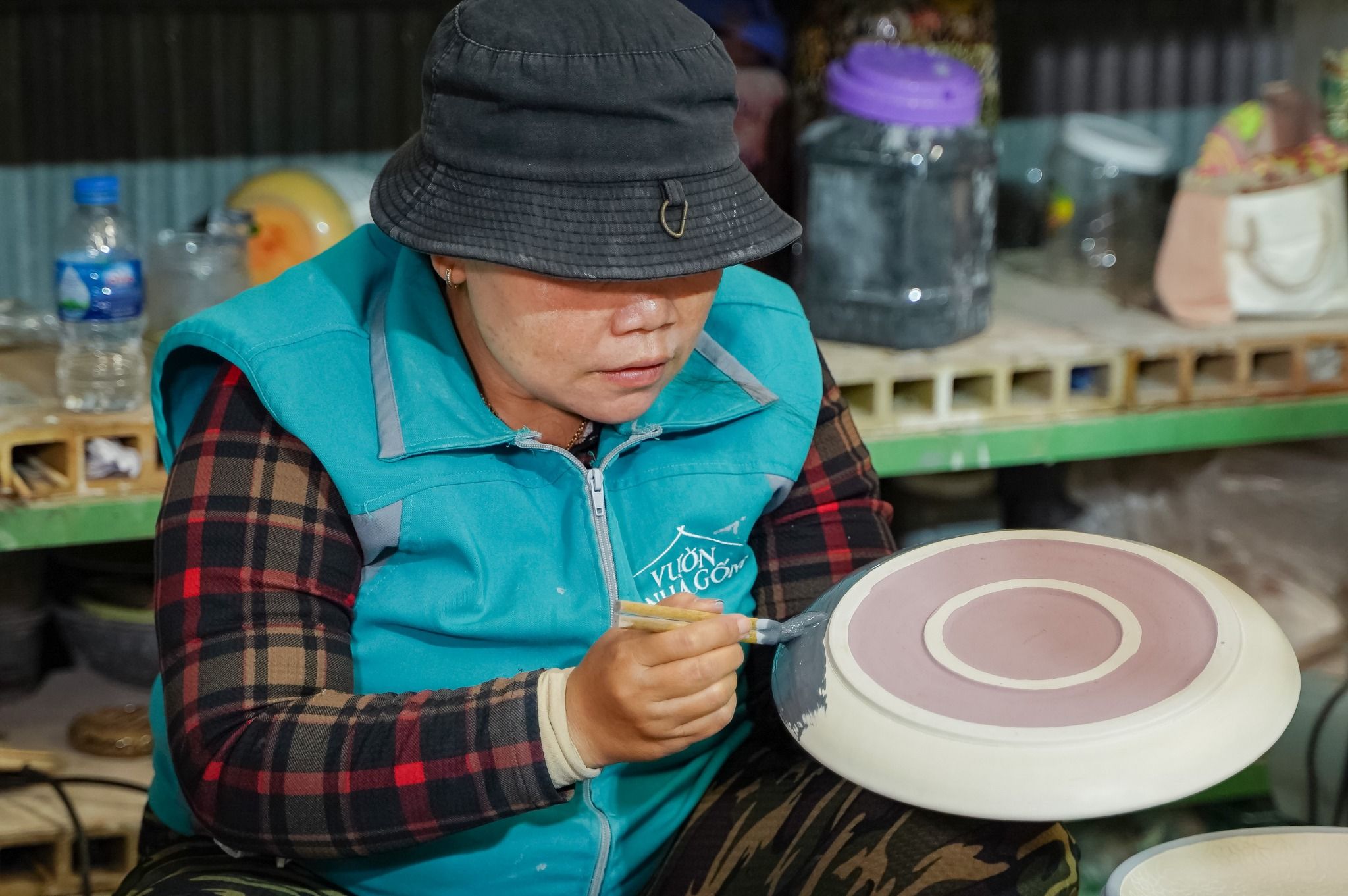Bộ sưu tập gốm Bách Hoa triện Thủ Biên phiên bản mới, cổ điển và đẹp dịu dàng