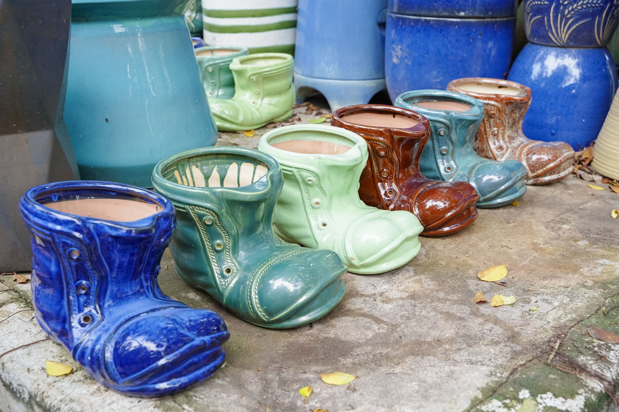 Chậu giày chú mèo đi hia, 2 size lớn - nhỏ, chậu trồng cây gốm Nam Bộ