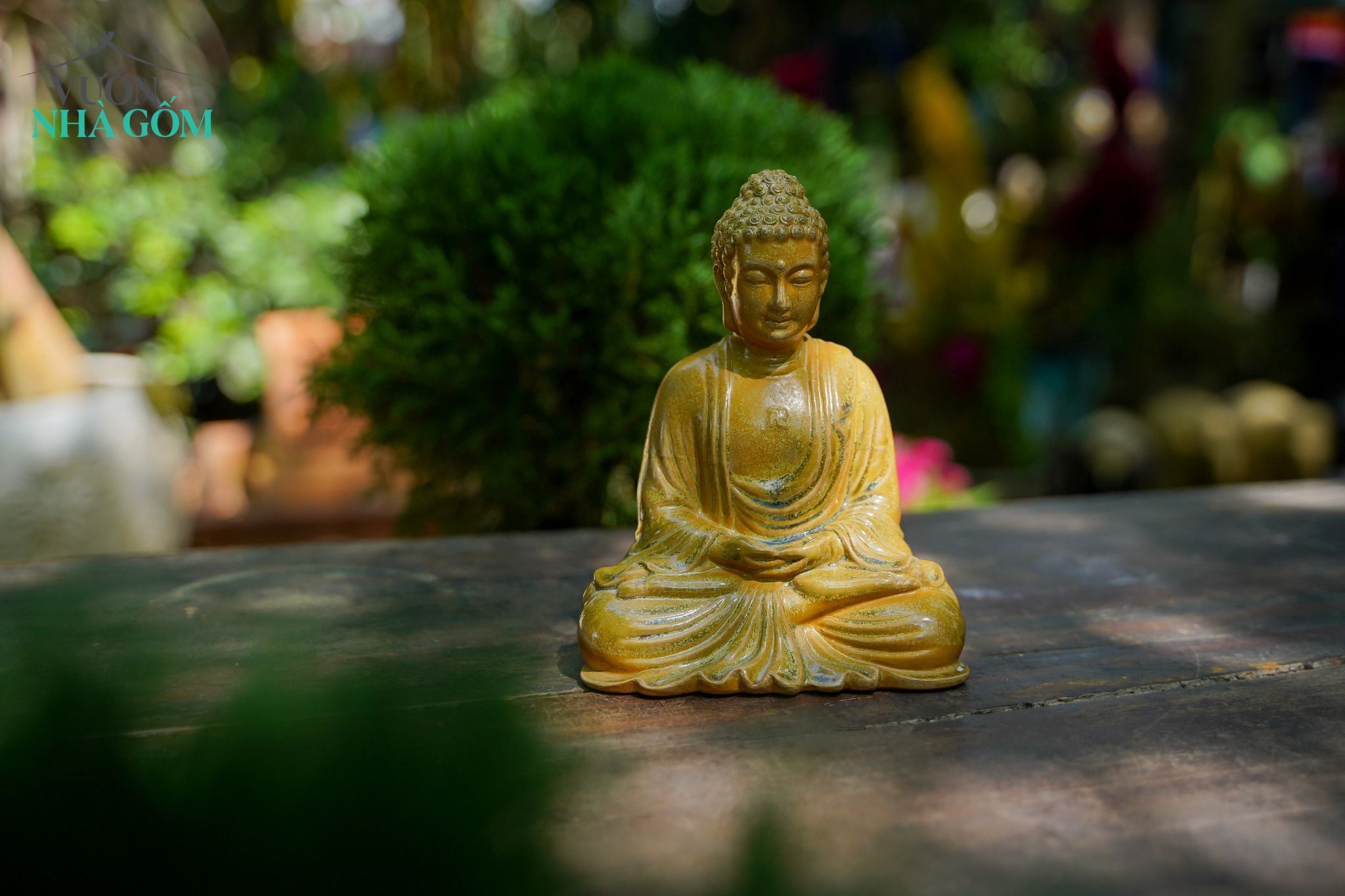 Tượng Phật A Di Đà, xưởng gốm Thủ Biên tạo hình và sáng tác, C18 x R14 cm