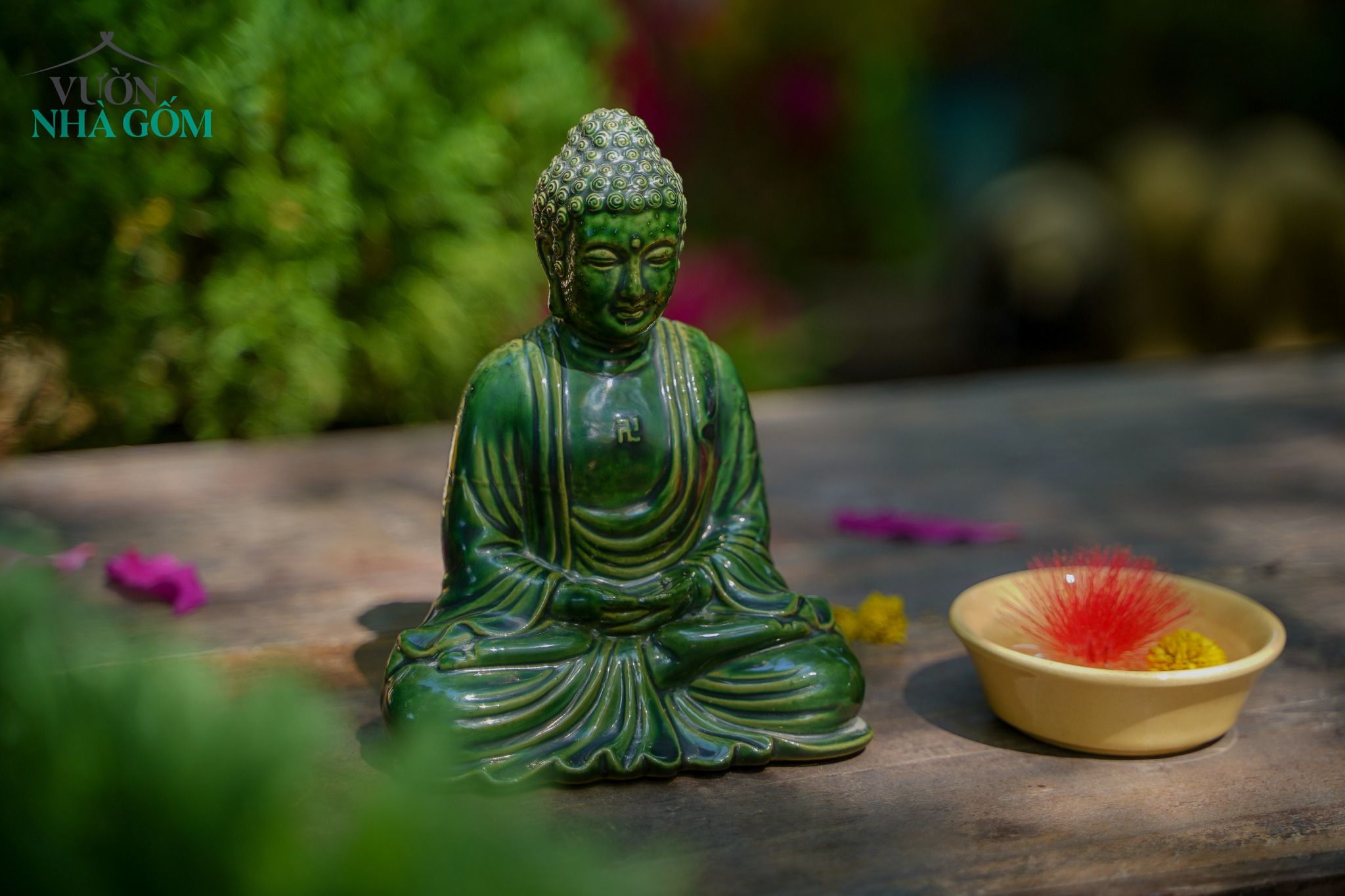 Tượng Phật A Di Đà, xưởng gốm Thủ Biên tạo hình và sáng tác, C18 x R14 cm