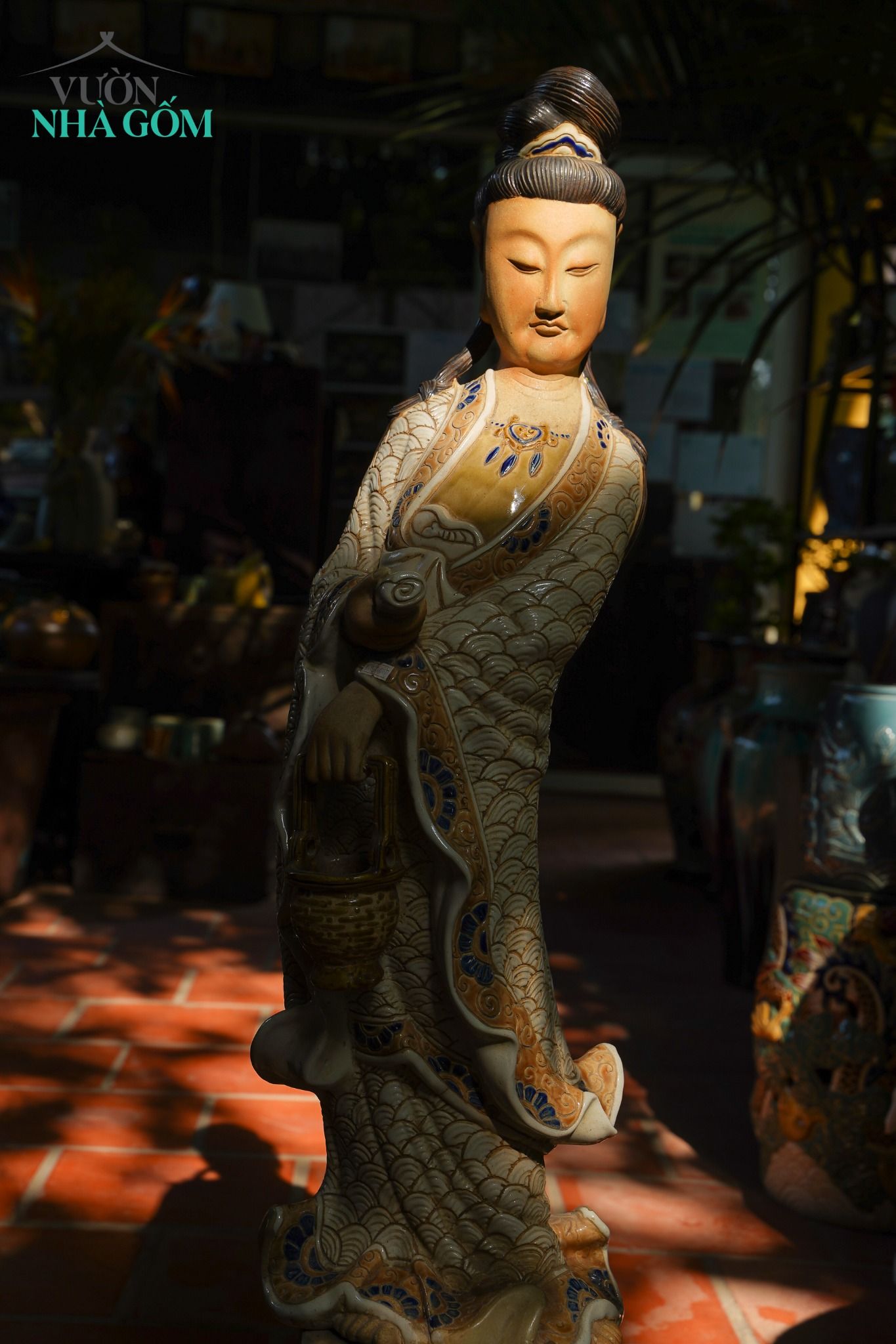 Tượng Quan Âm Giỏ Dâu men trắng ngà, H85cm- 0106gd1011