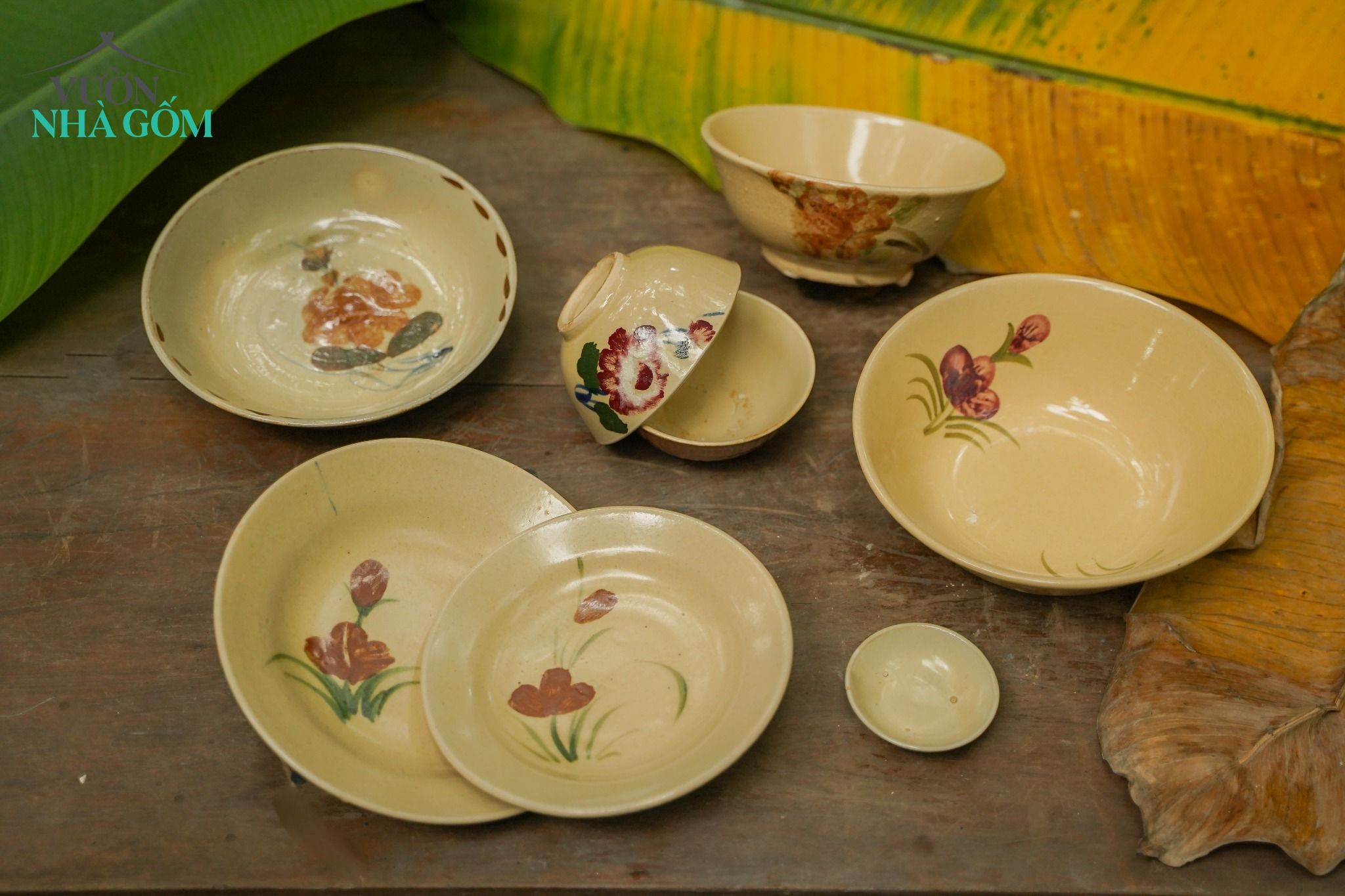 Dĩa hoa nâu nhỏ, chén bát Lái Thiêu, C3xR15 cm