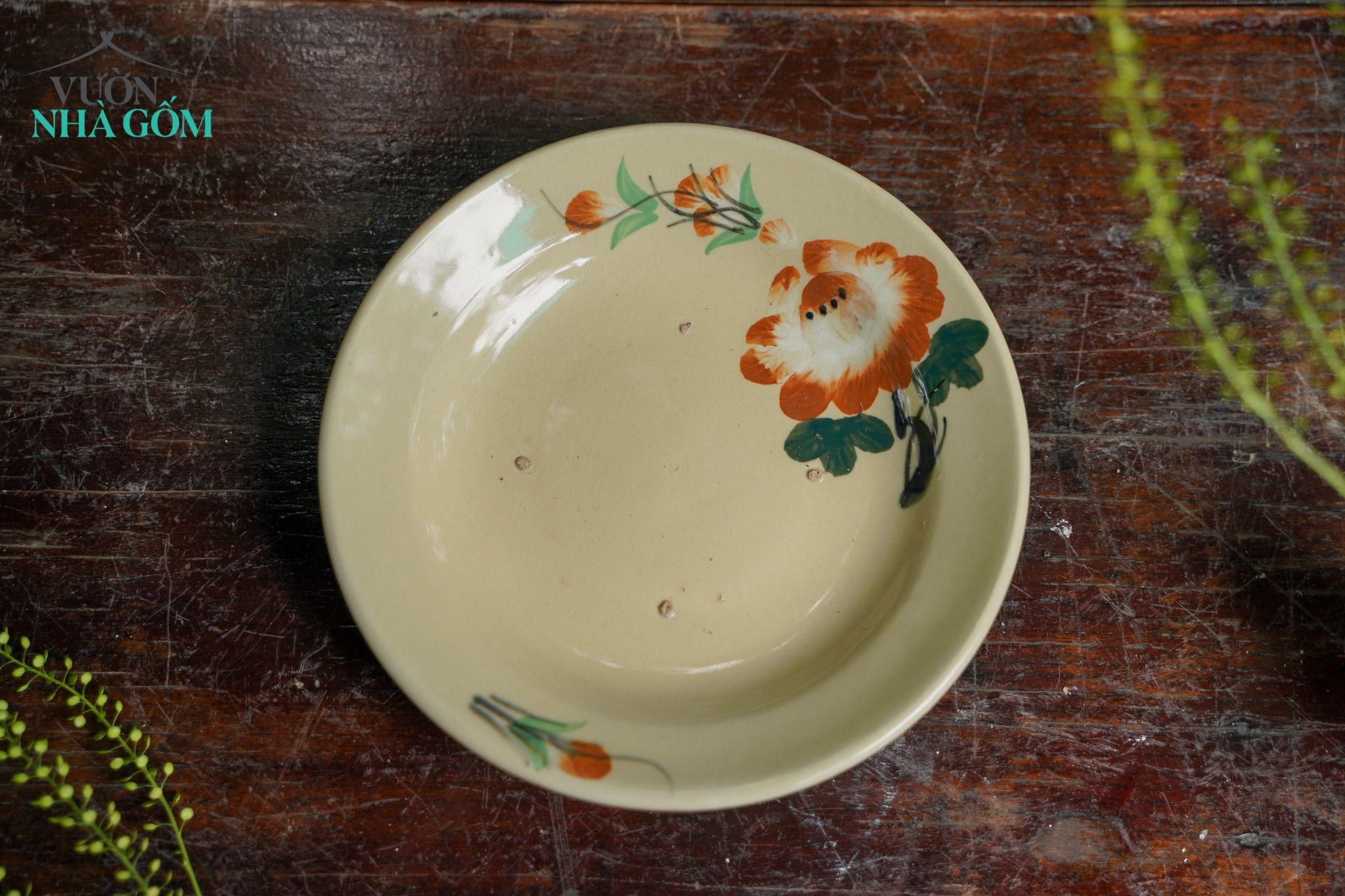 Dĩa nhỏ vẽ tay họa tiết bông nâu, chén bát Lái Thiêu, R15xC3cm