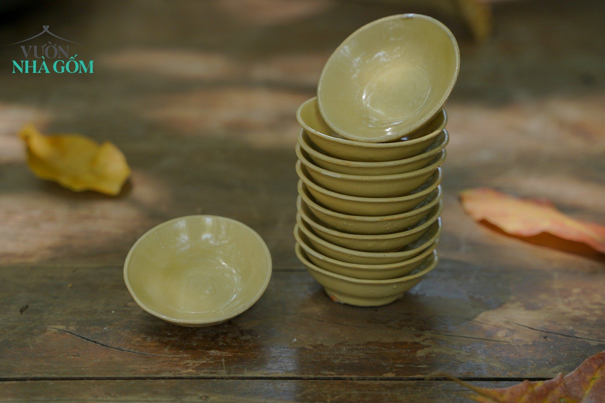 Chén chấm tròn nâu, chén bát Lái Thiêu, C3xR7 cm