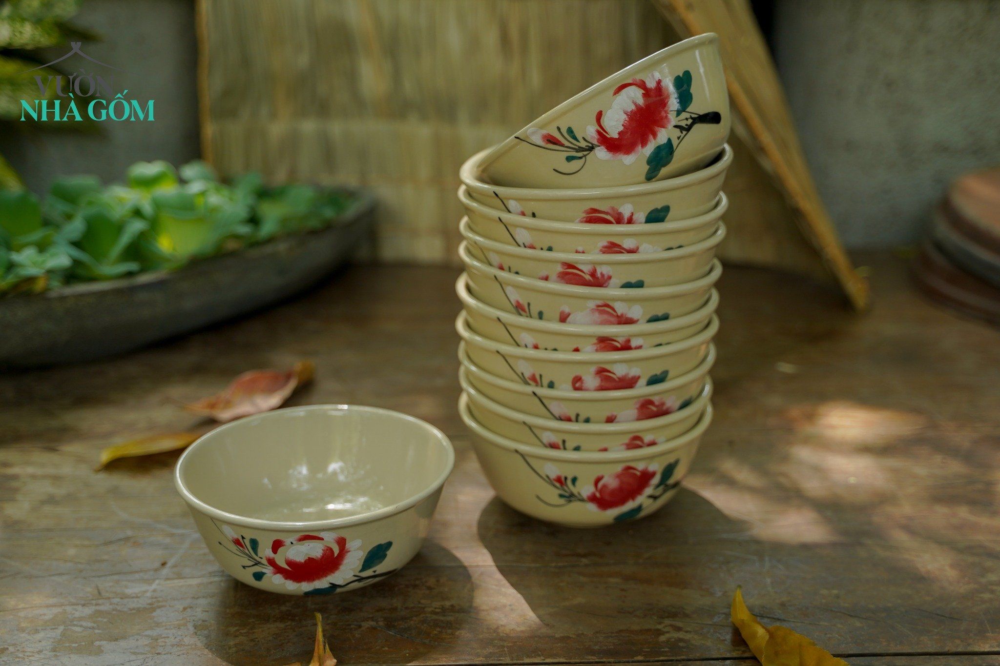 Chén cơm vẽ tay họa tiết bông đỏ, C6xR12 cm
