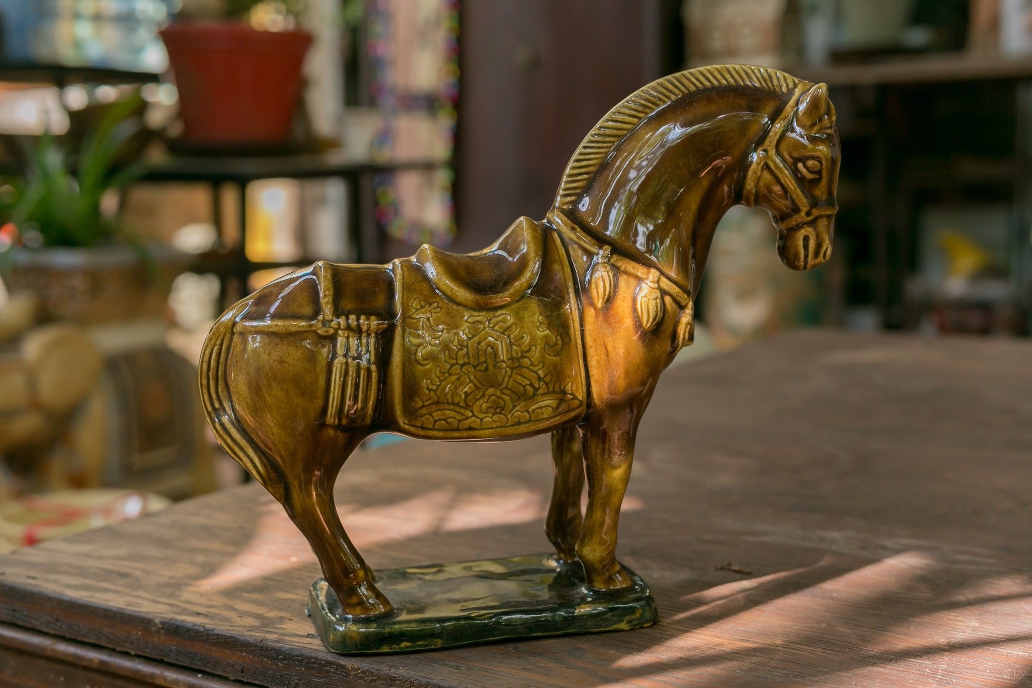 Ngựa gốm nâu vàng độc bản, gốm Thủ Biên, C17 x R25cm