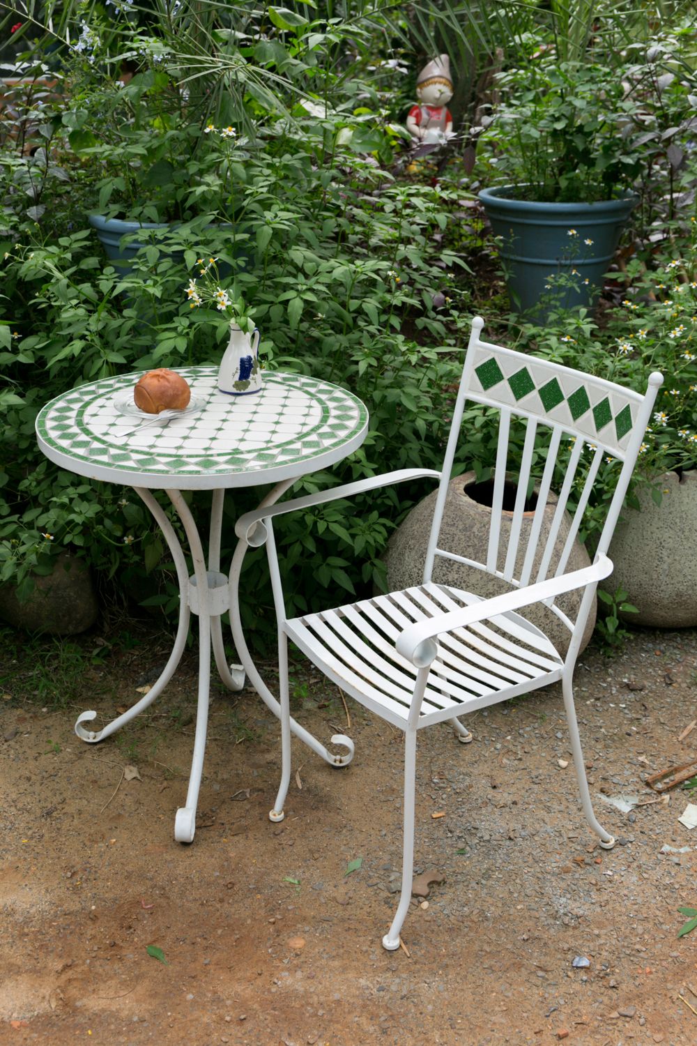 Mosaic hiện đại, bàn ghép gốm họa tiết ô vuông xanh lá, D60cm
