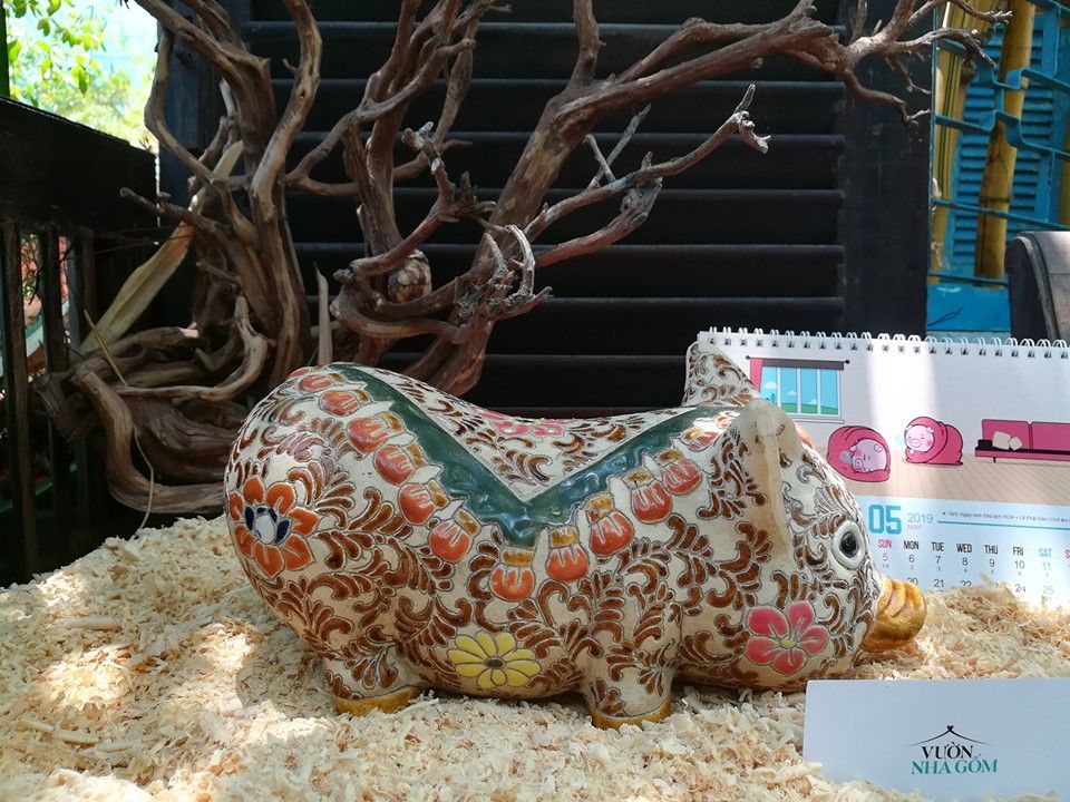 Heo bách hoa, dây lá, nền đất, nhỏ, D27cm