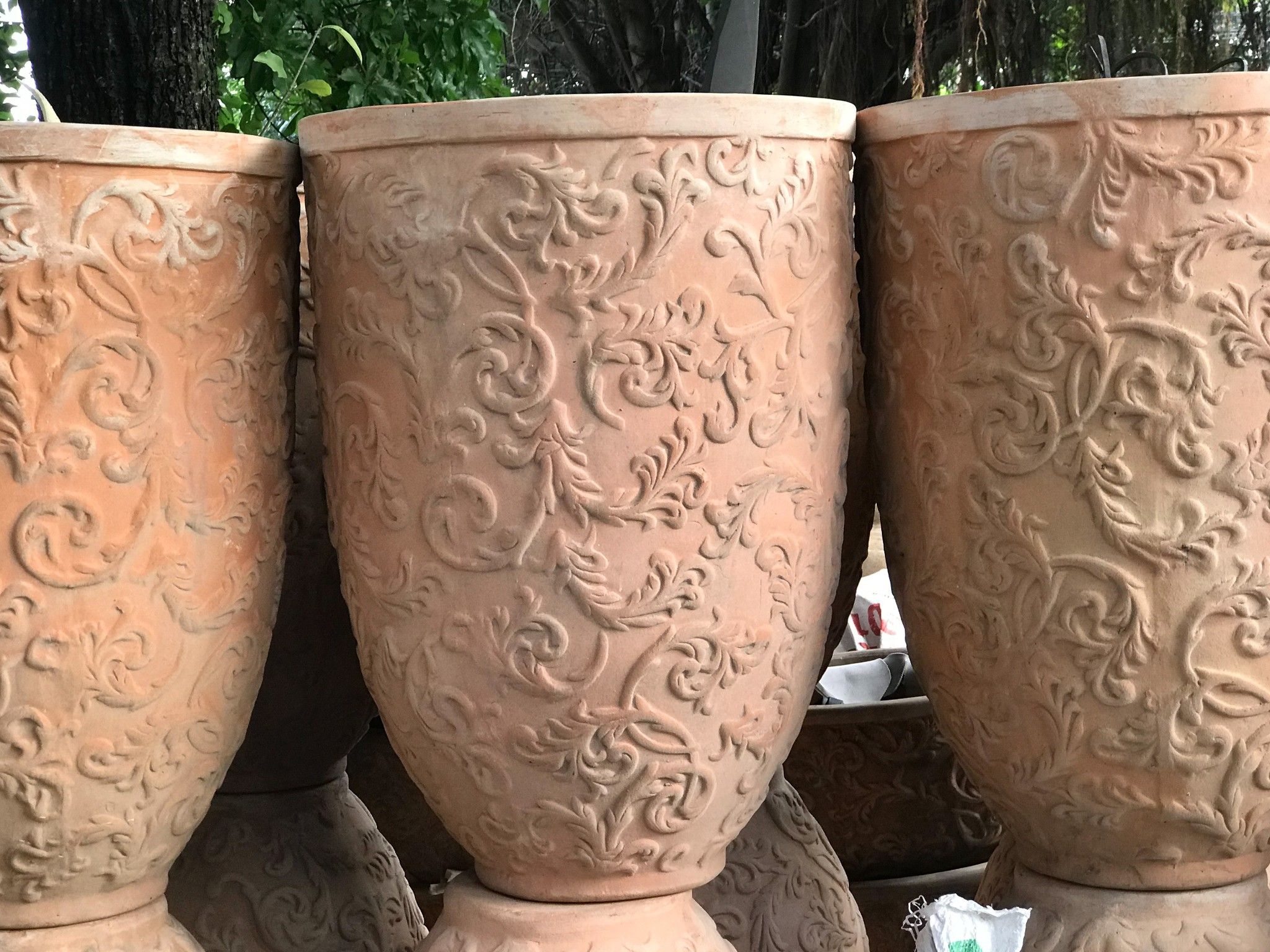 Chậu cao hoa văn lớn, R46xC66 cm