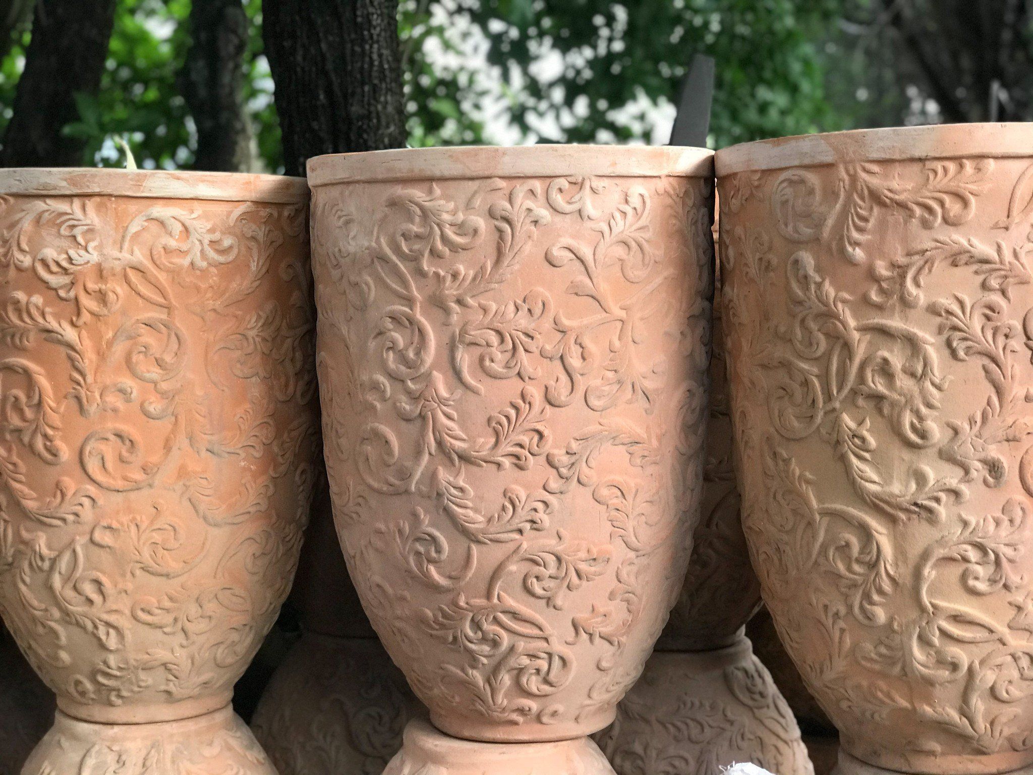 Chậu cao hoa văn nhỏ, R37xC52 cm