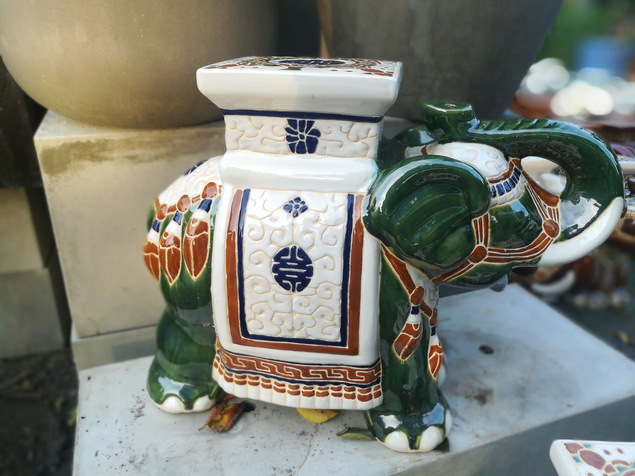 Đôn voi lớn, xanh dương