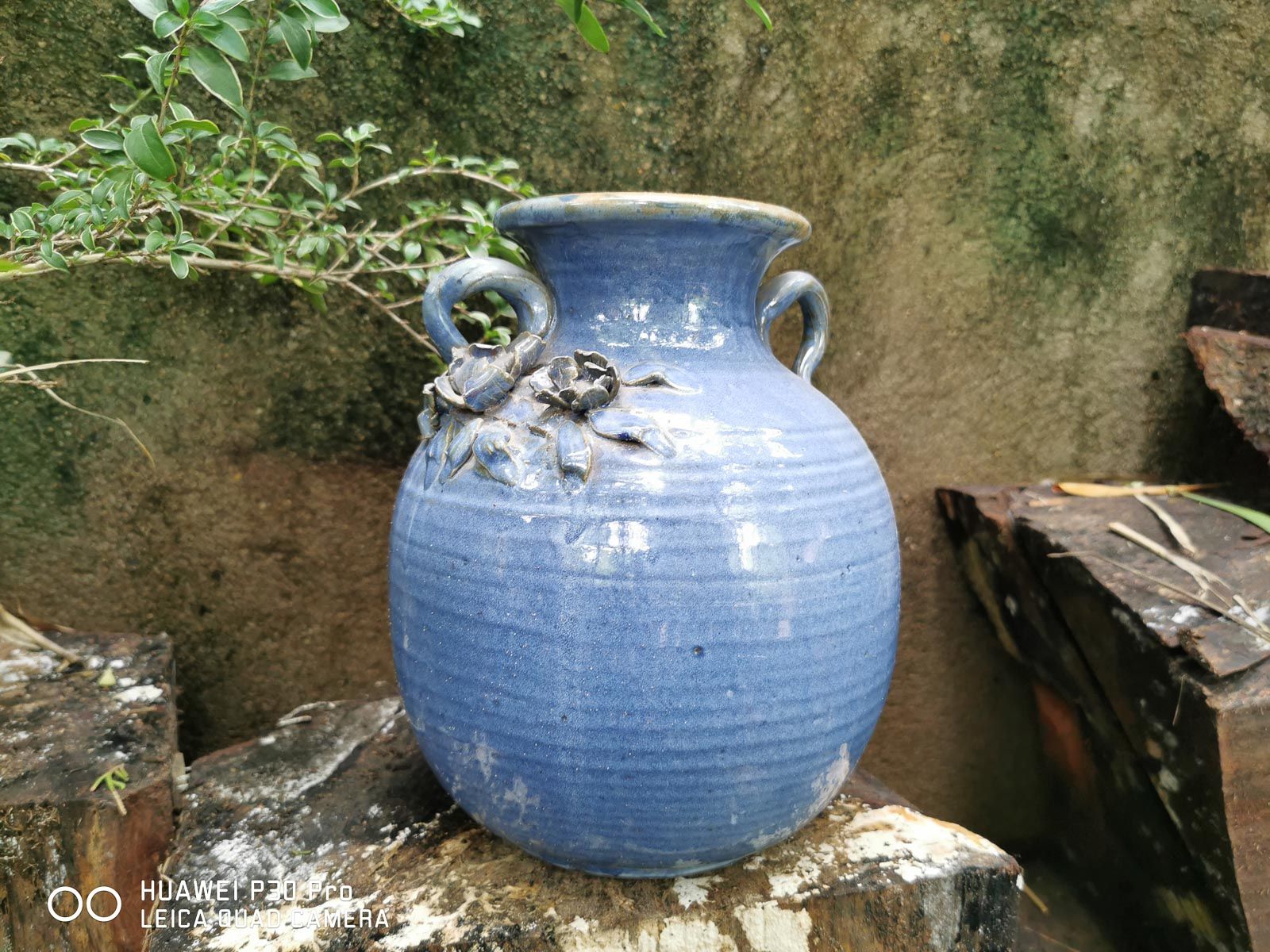 Bình đắp nổi 2 quai, H21cm
