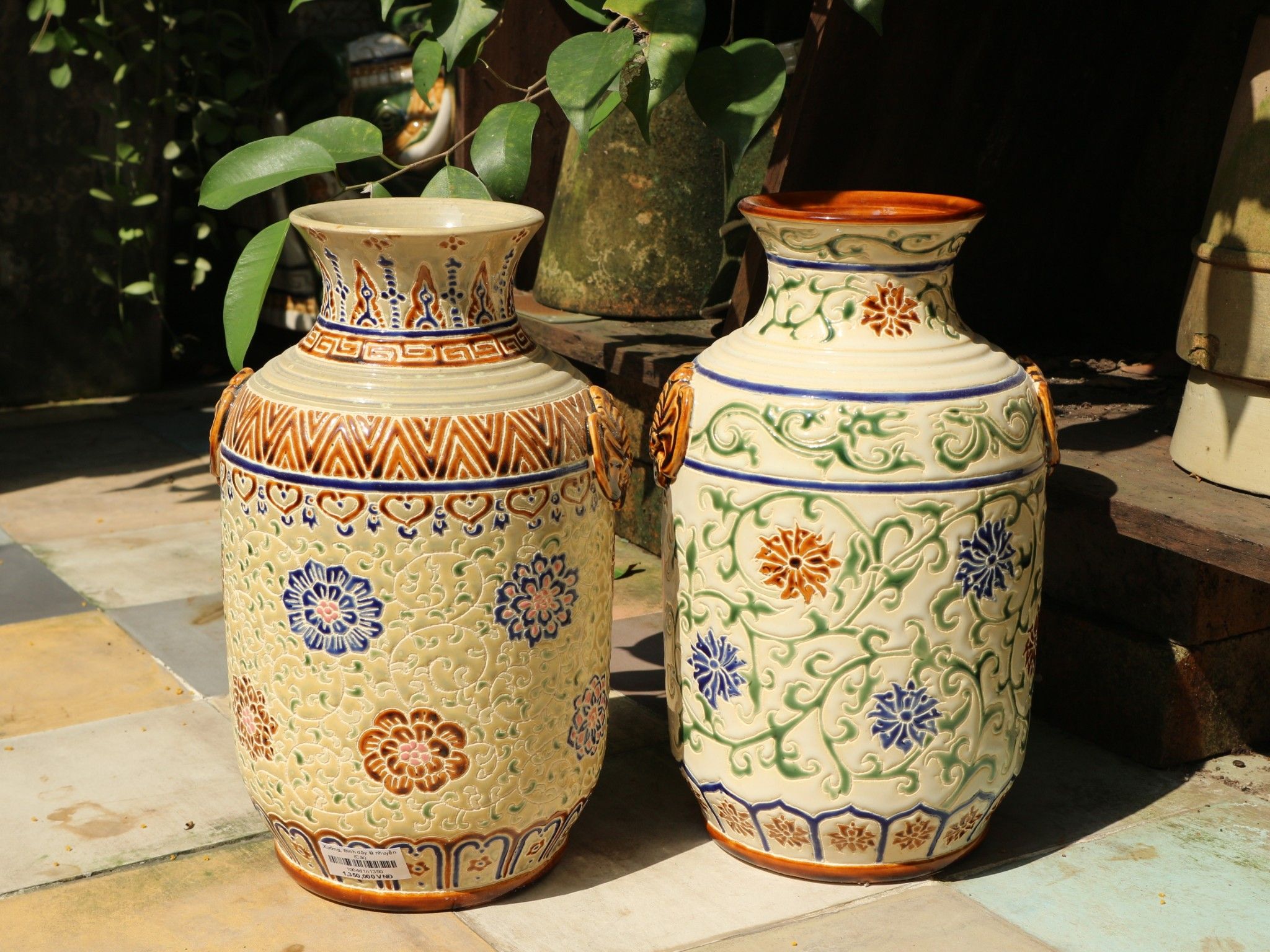 Bình vuốt tay, sáng tác theo chủ đề, C30 x R11cm