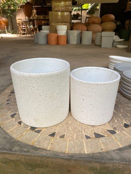 Chậu xi măng tròn thấp trắng bộ 2, H16 - 19cm