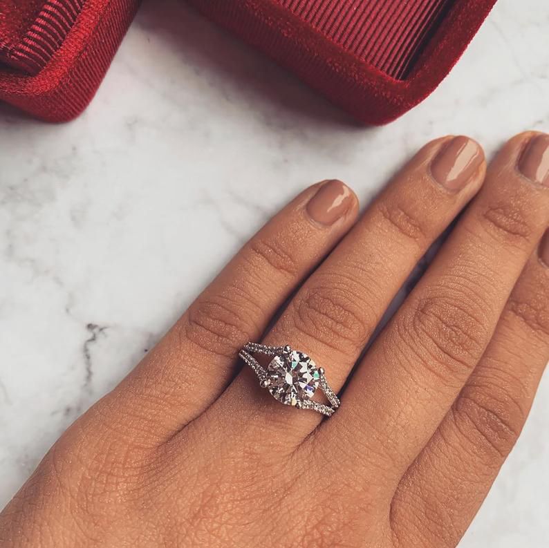 Nhẫn Đính Hôn vàng 10k/14k/18k Đính Đá Moissanite Mã Số NDH_ZHE_26_3108