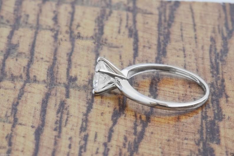 Nhẫn Đính Hôn vàng 10k/14k/18k Đính Đá Moissanite Mã Số NDH_ZHE_23_3108