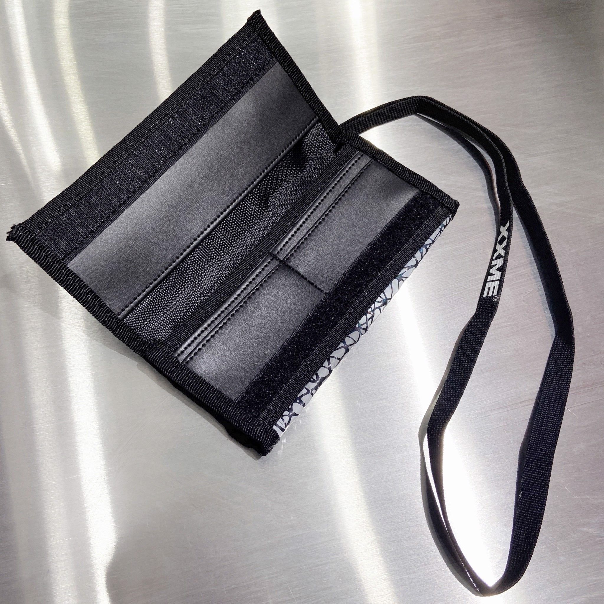 Reflective Long Wallet - phản quang