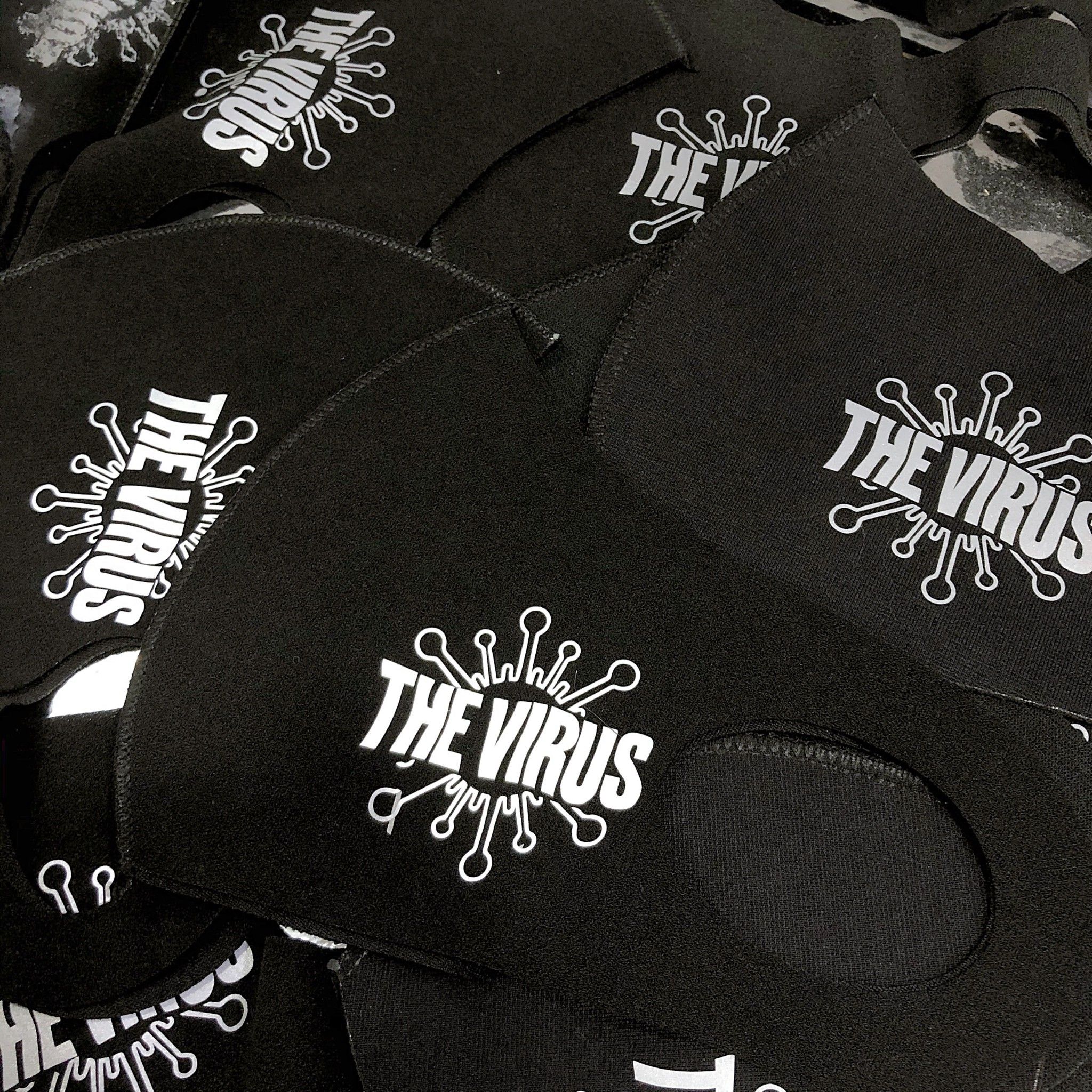 Reflective The Virus Mask ( 1 Pack 3 cái )