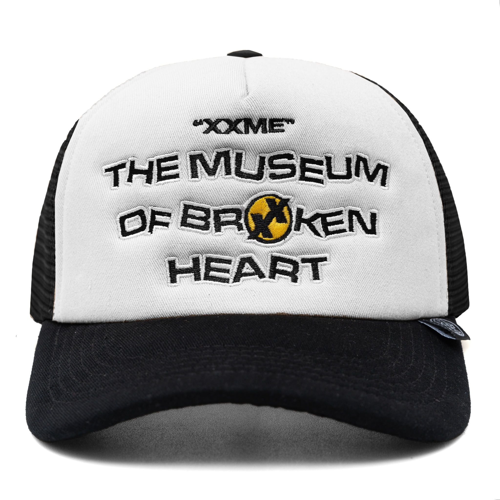  Nón Museum Trucker Hat - White 