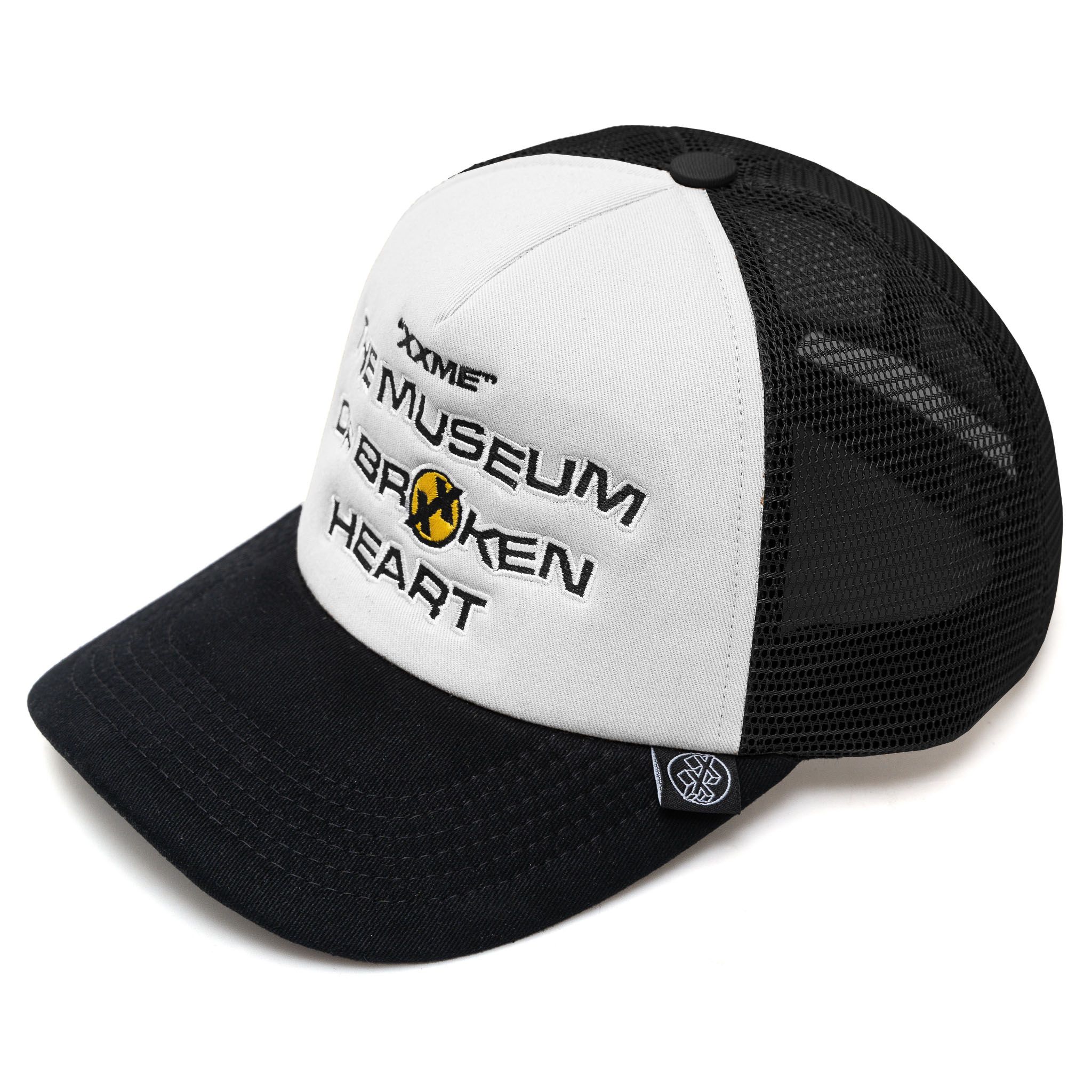  Nón Museum Trucker Hat - White 