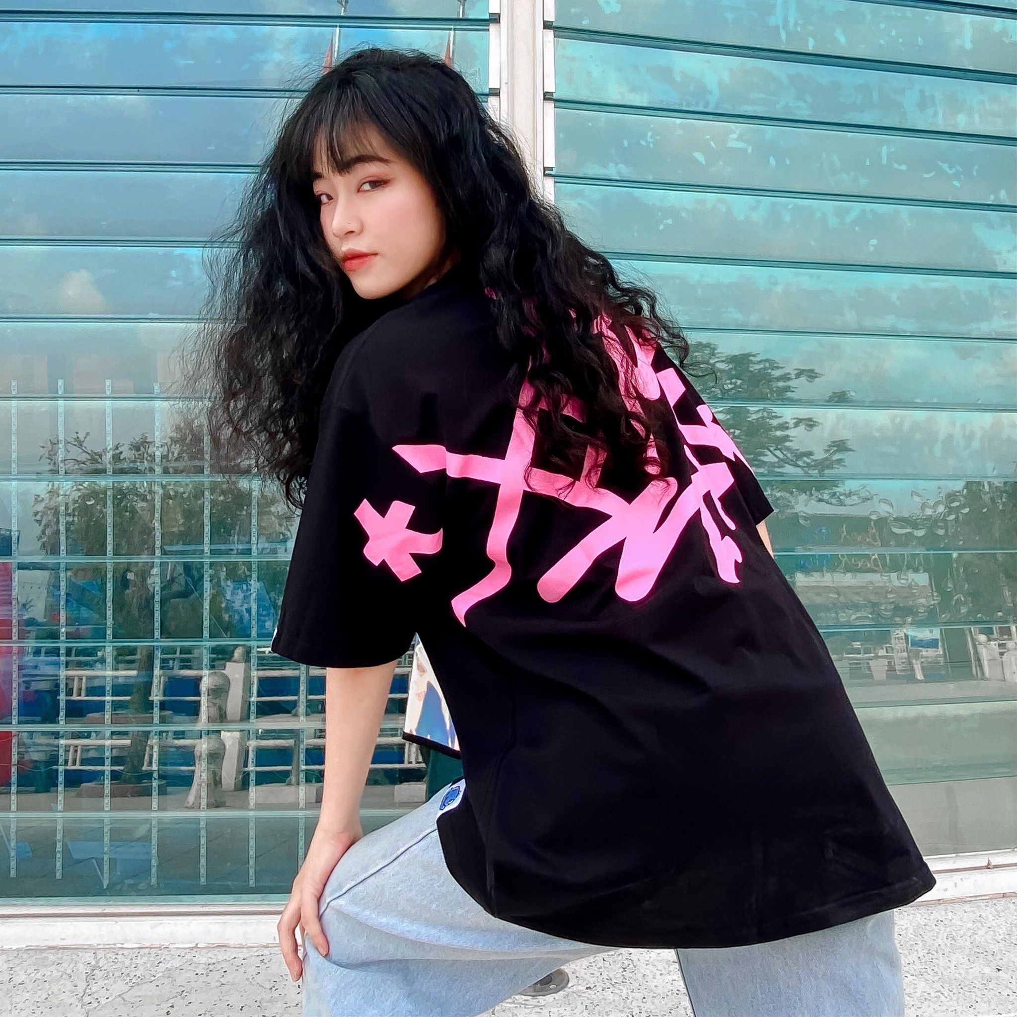 Áo Thun Pink Ver. Big Icon - Black