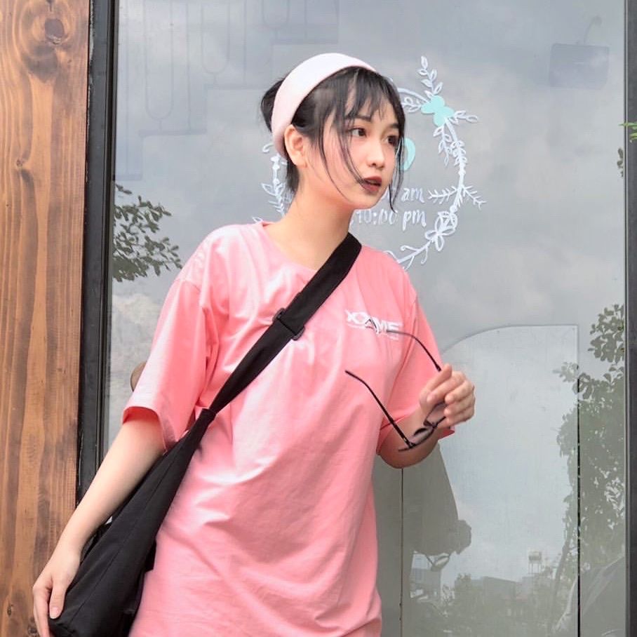 Twist Logo Tshirt - Pink