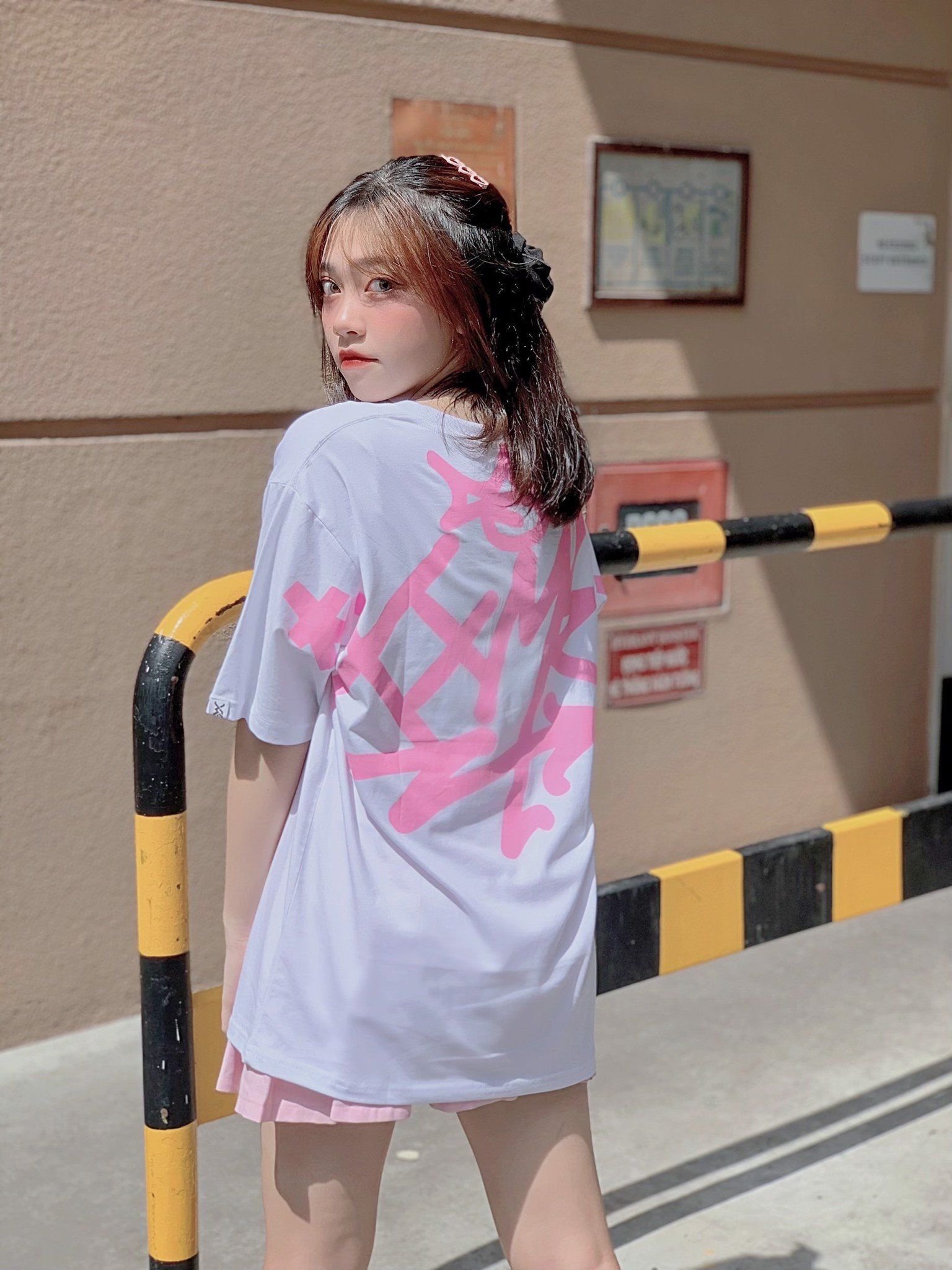 Áo Thun Pink Ver. Big Icon - White