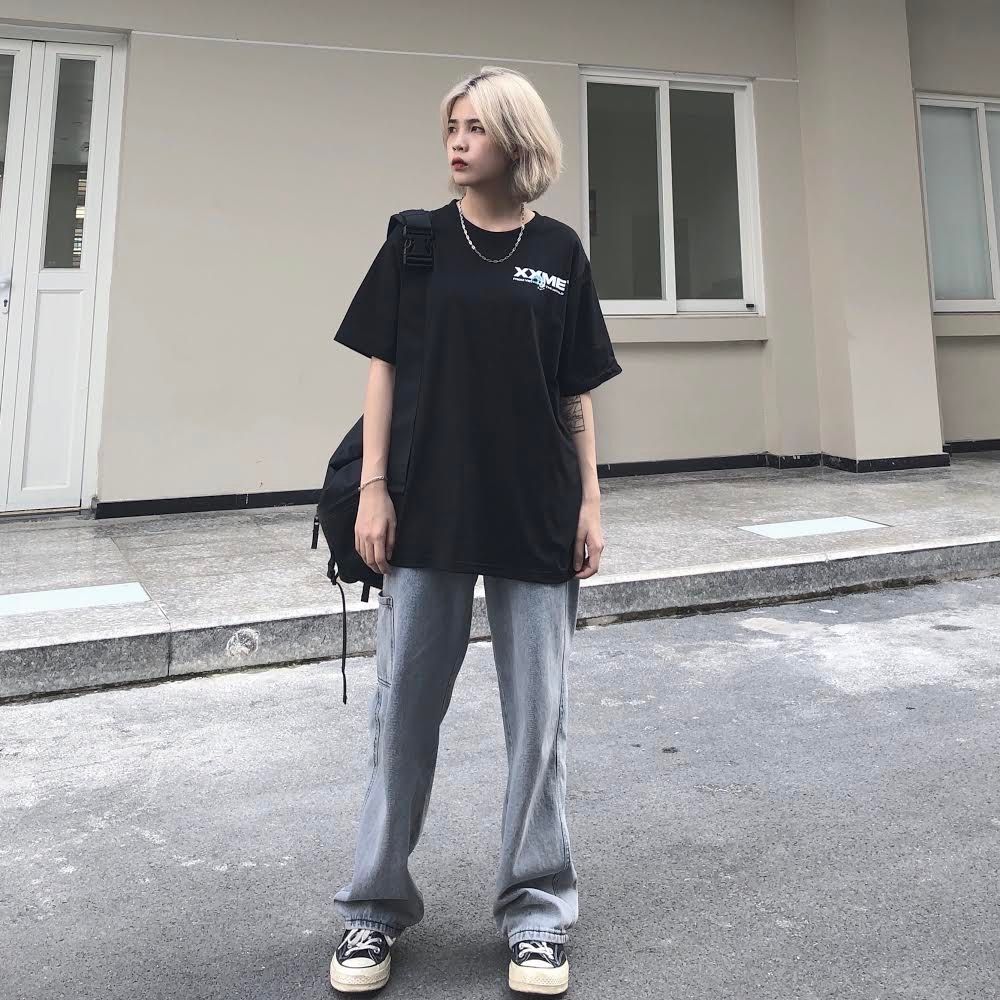 Twist Logo Tshirt - Black