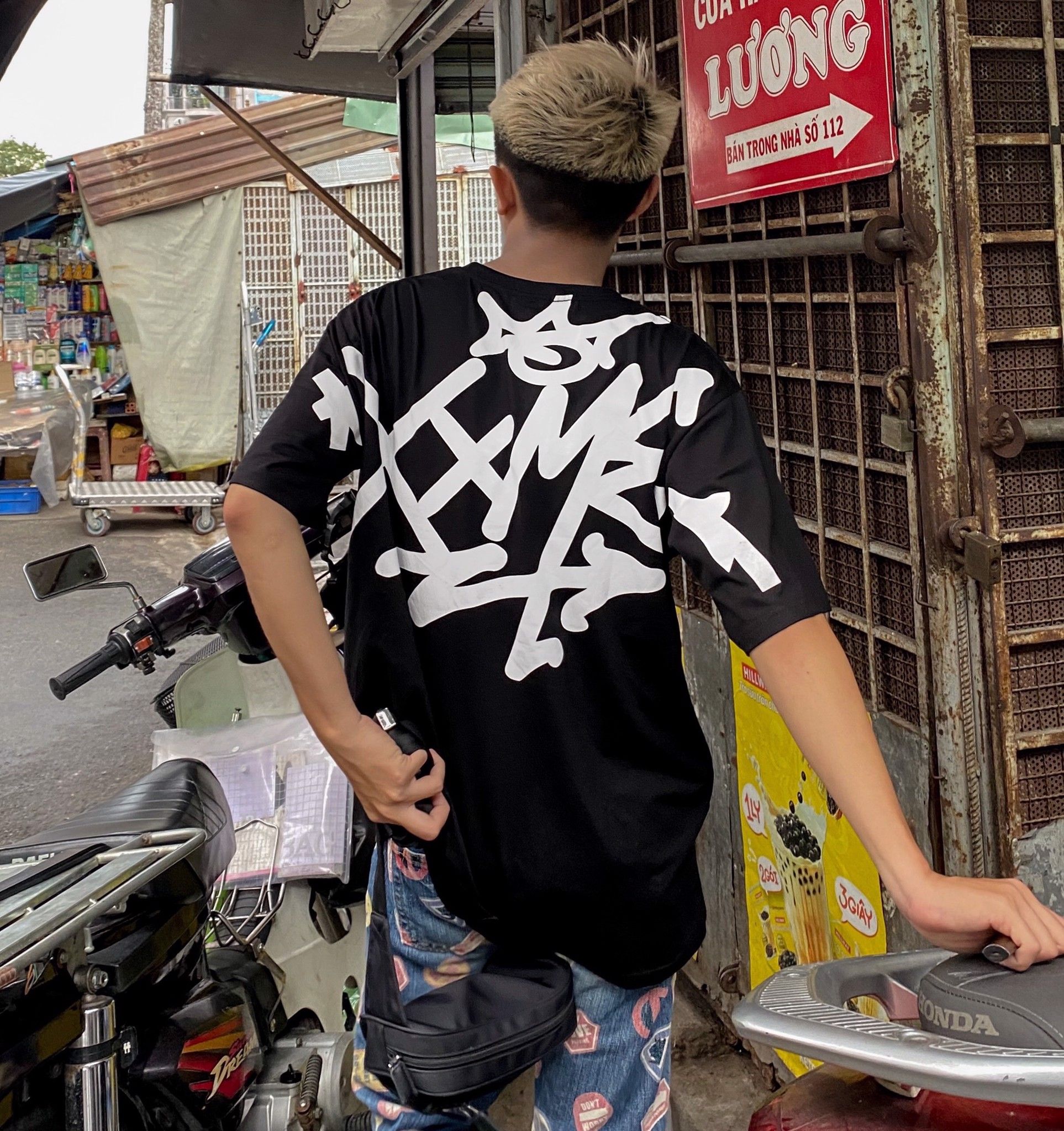 Áo Thun Big Icon - Black