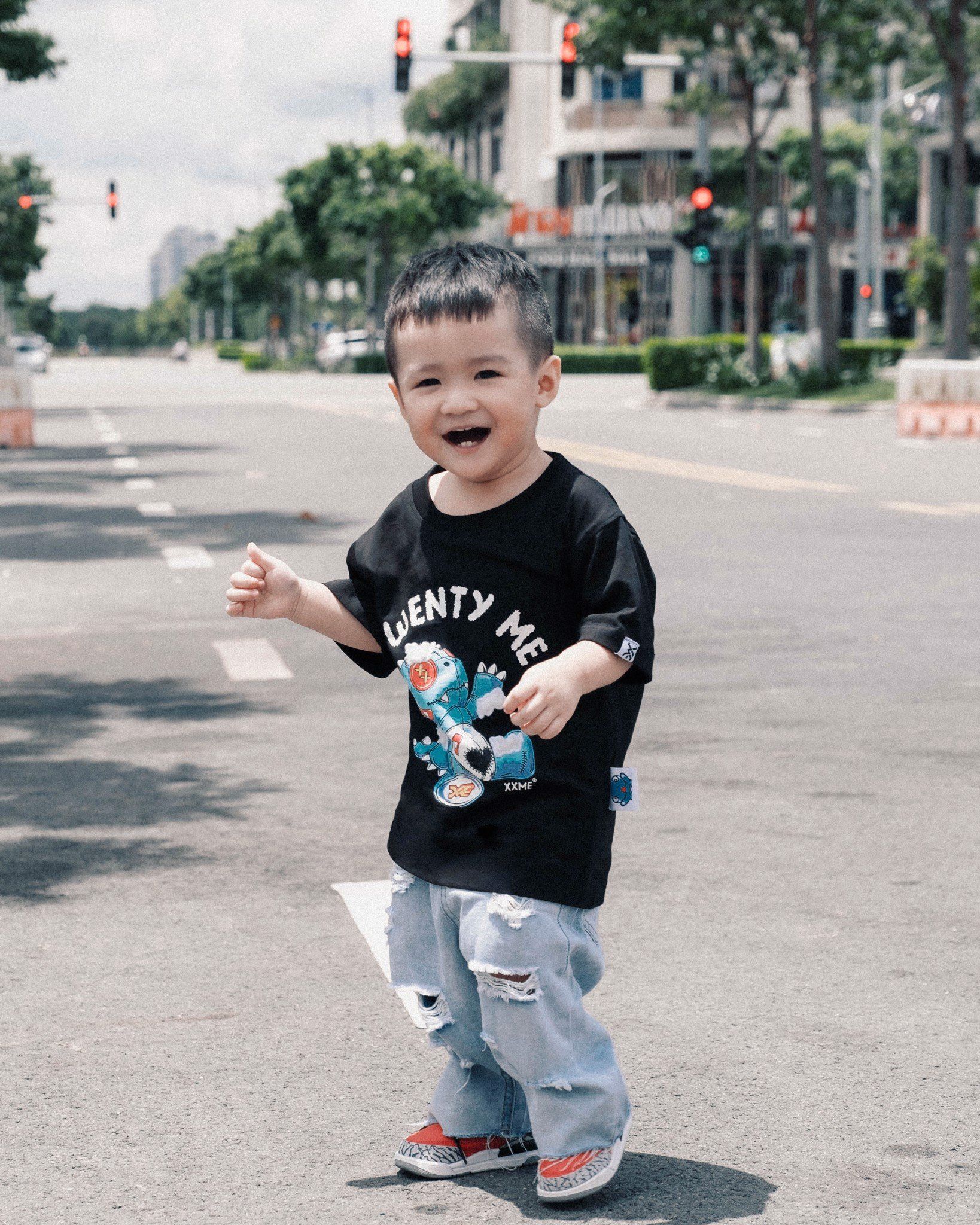 Áo Thun Trẻ Em BABY Thug Rawr - Black