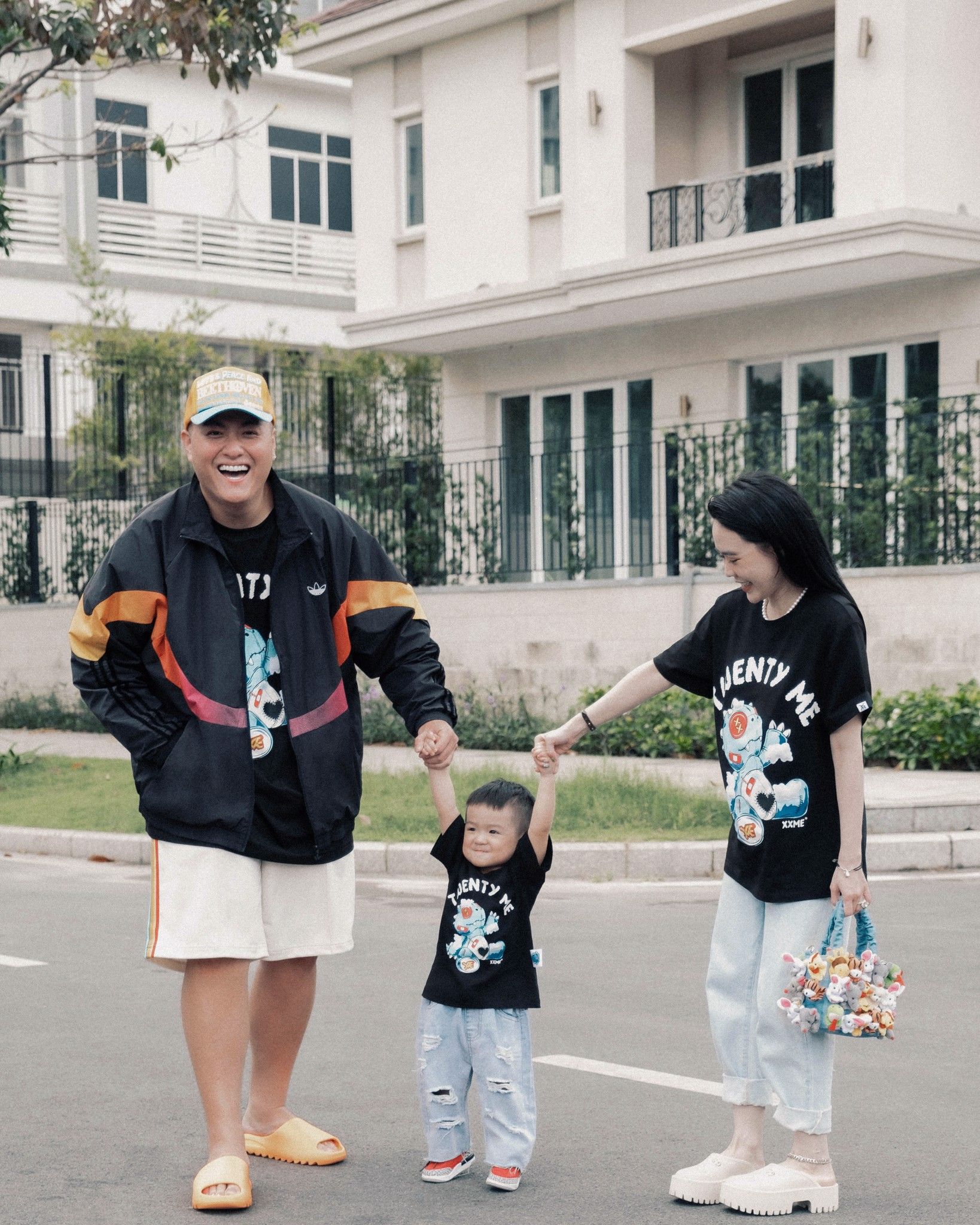 Áo Thun Trẻ Em BABY Thug Rawr - Black