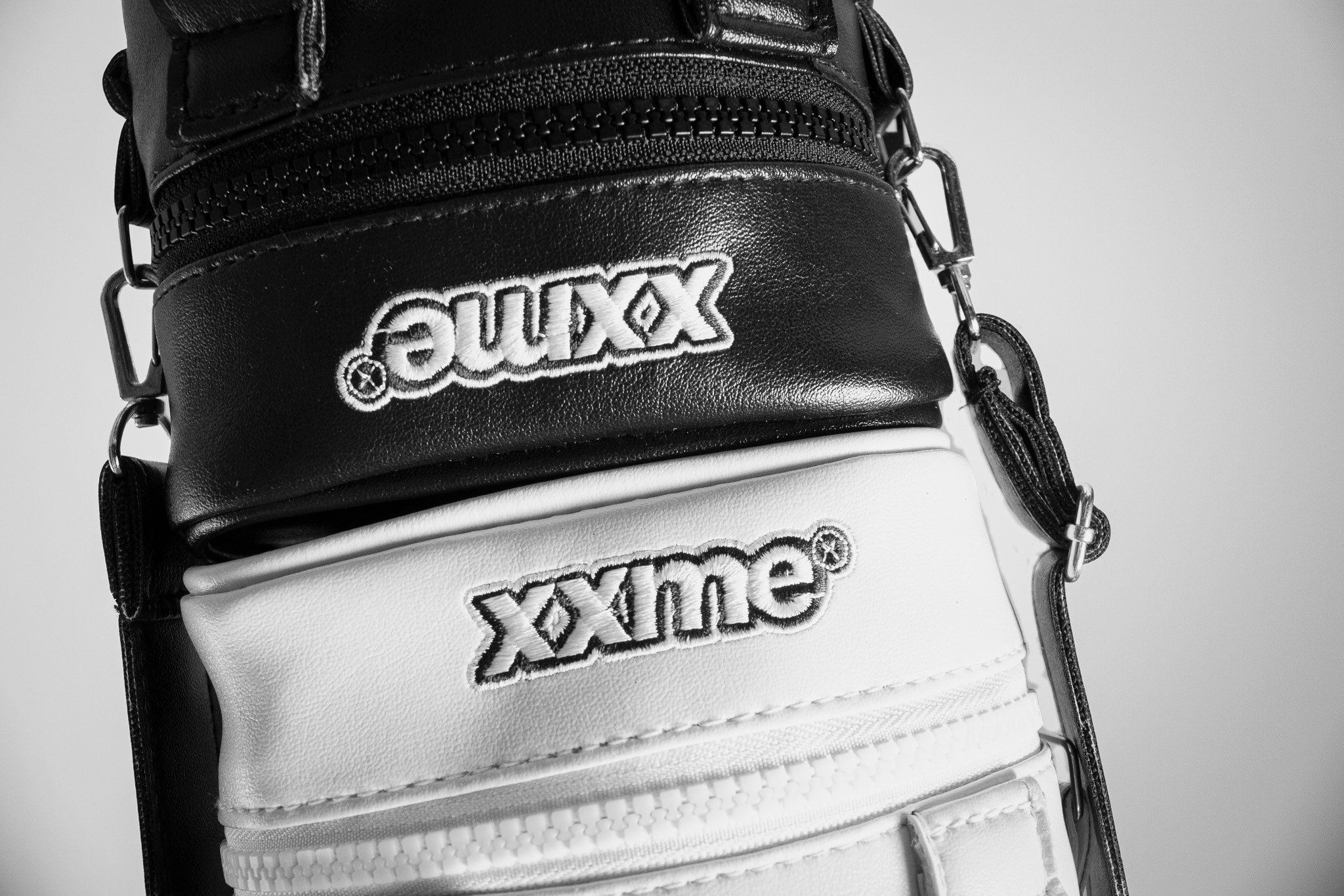 Túi Box Shoulder Bag - White