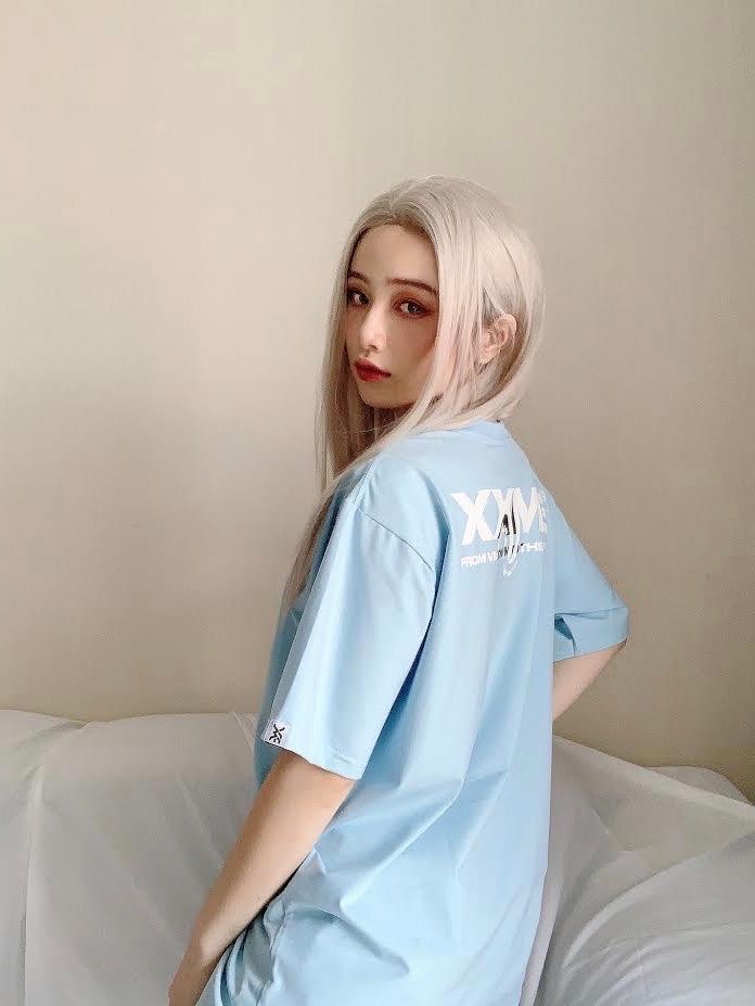 Twist Logo Tshirt - Baby Blue