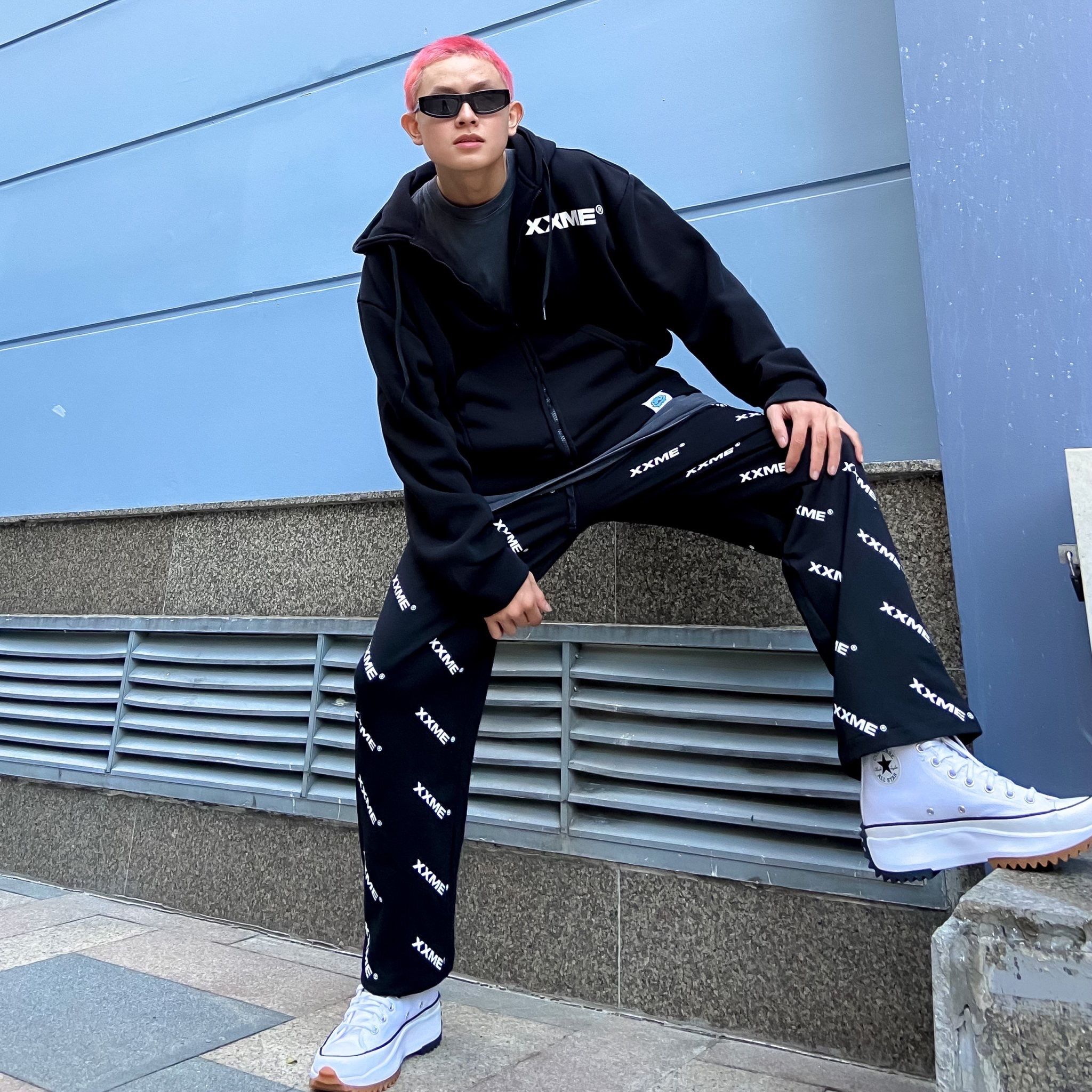 Icon Hoodie Zip up - Black