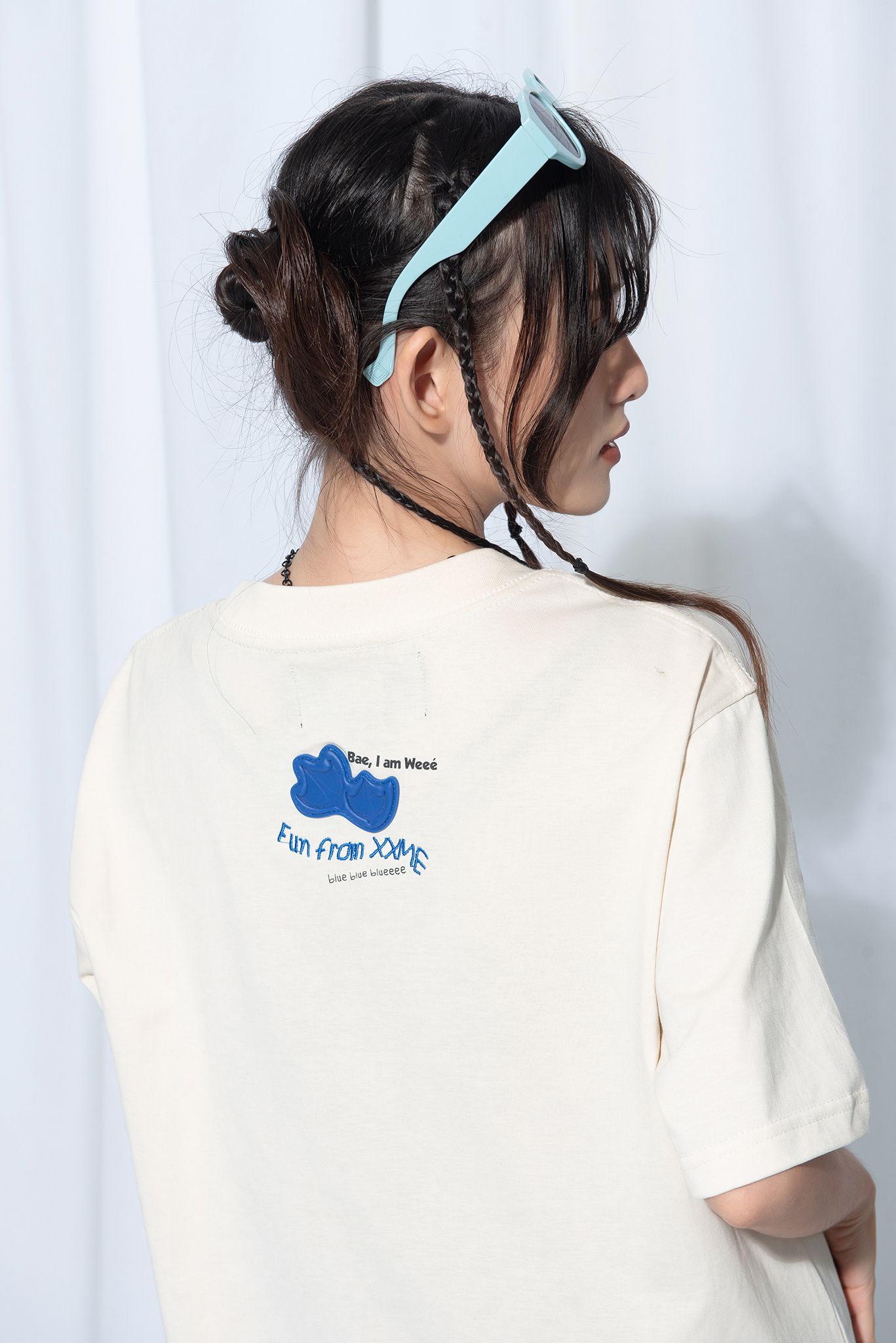 Áo Thun Weeé Oops – Beige