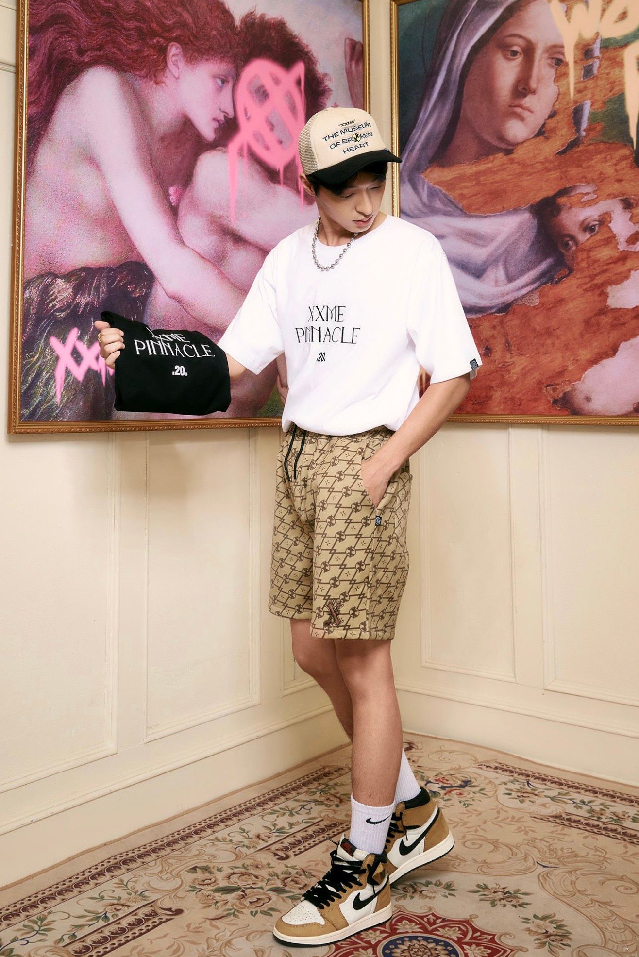 Quần Ngắn X2 Monogram - Beige