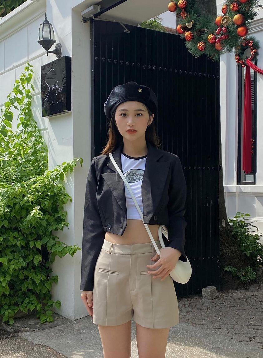 Áo Raglan Croptop XXME Bae - White