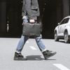 TÚI ĐEO CHÉO TOMTOC (USA) URBAN CODURA SHOULDER BAGS FOR ULTRABOOK 15″ BLACK (H14-E02D)