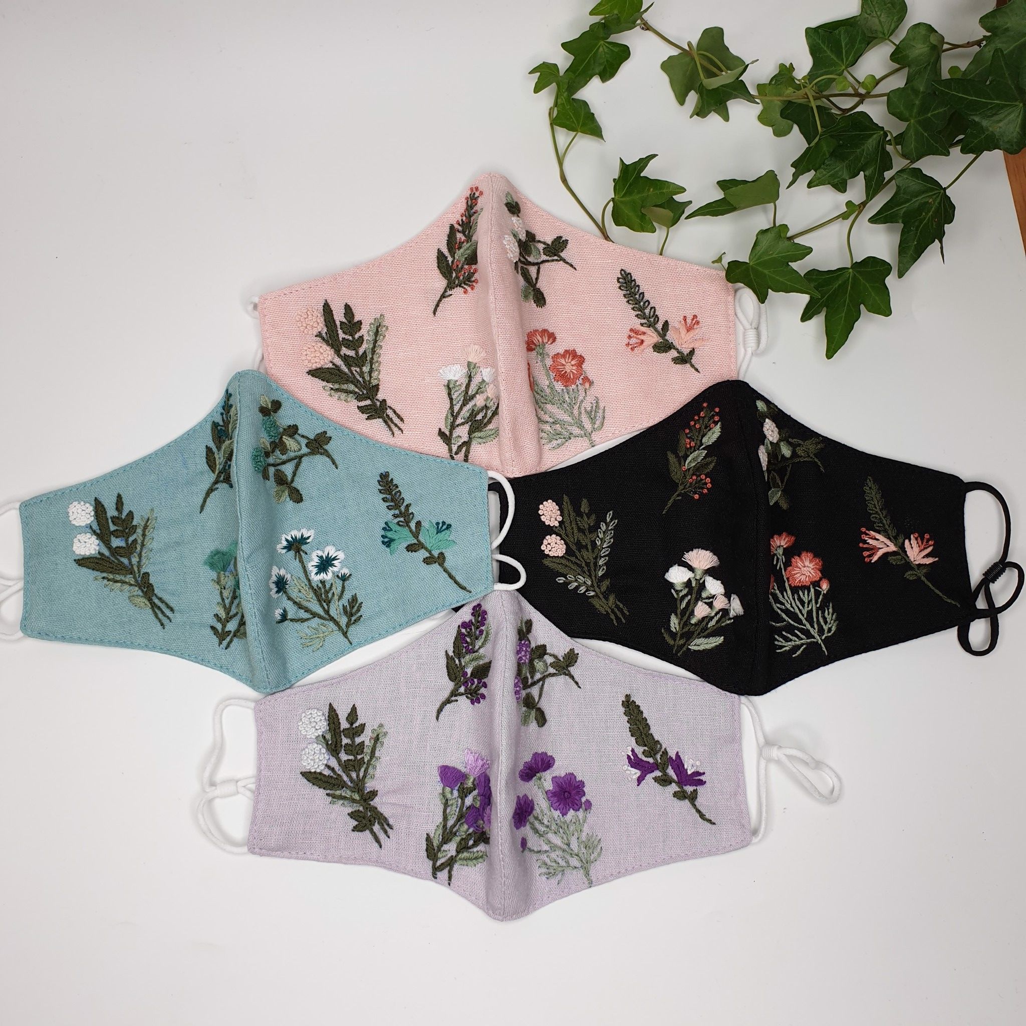 Khẩu trang thêu tay vải linen Jeslyn JL205X