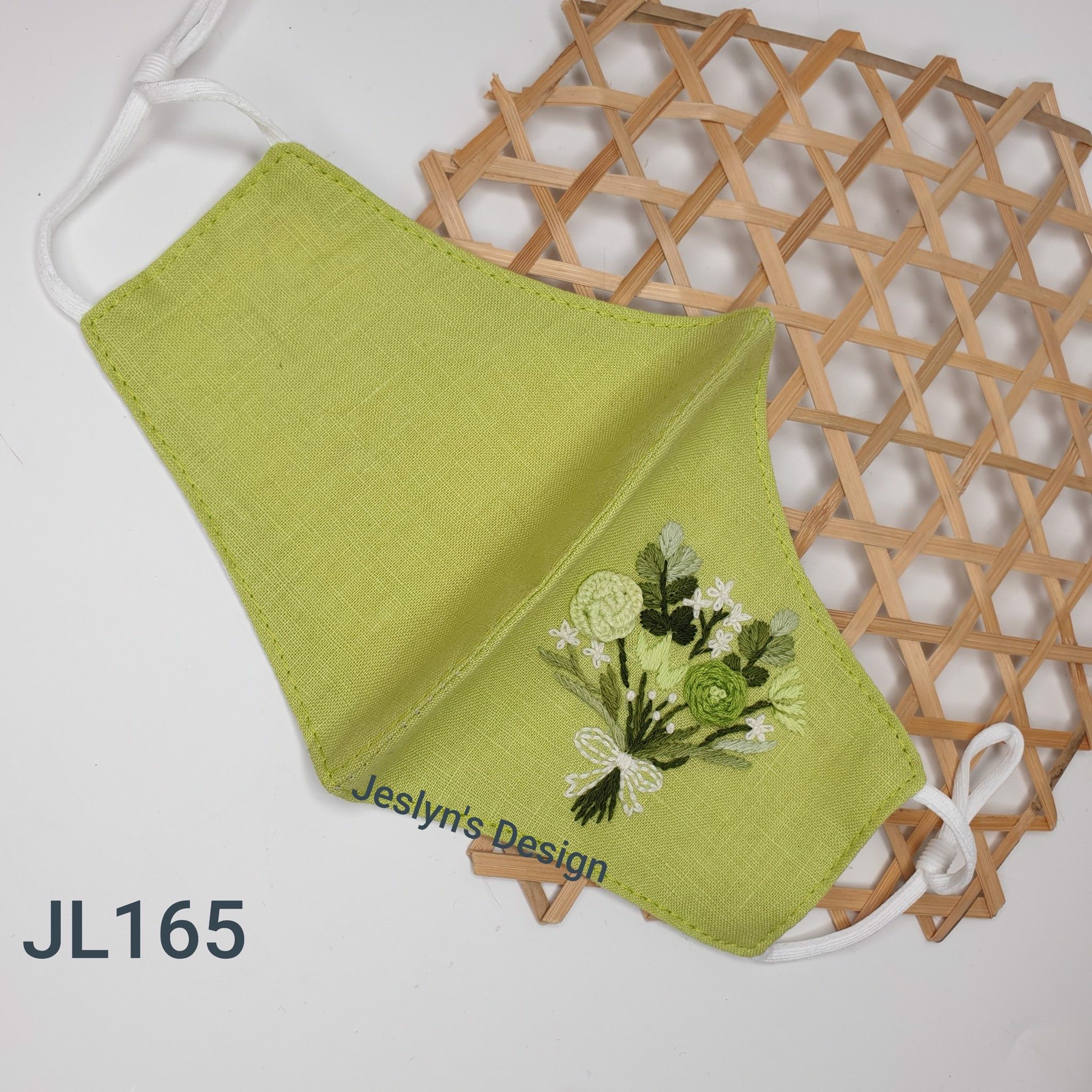 Khẩu trang thêu tay vải linen Jeslyn JL165