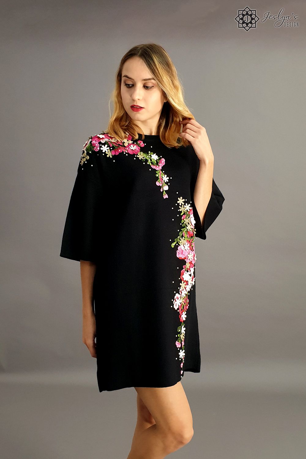 Pink prunus black dress D36J