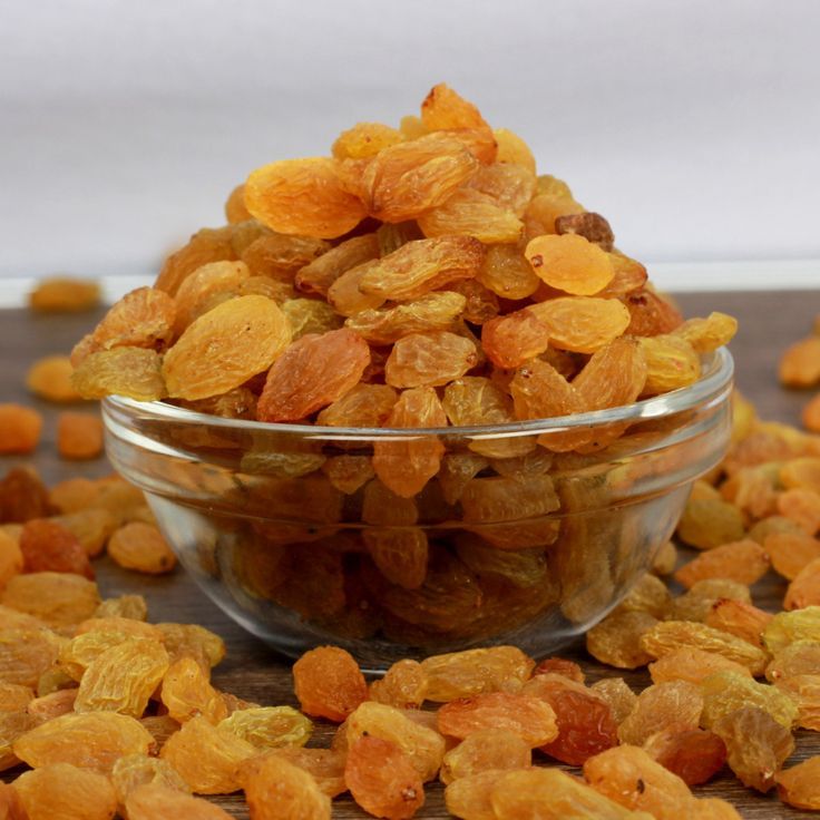 Nho Khô Vàng Sỉ Giá 1kg (Thùng 10kg)