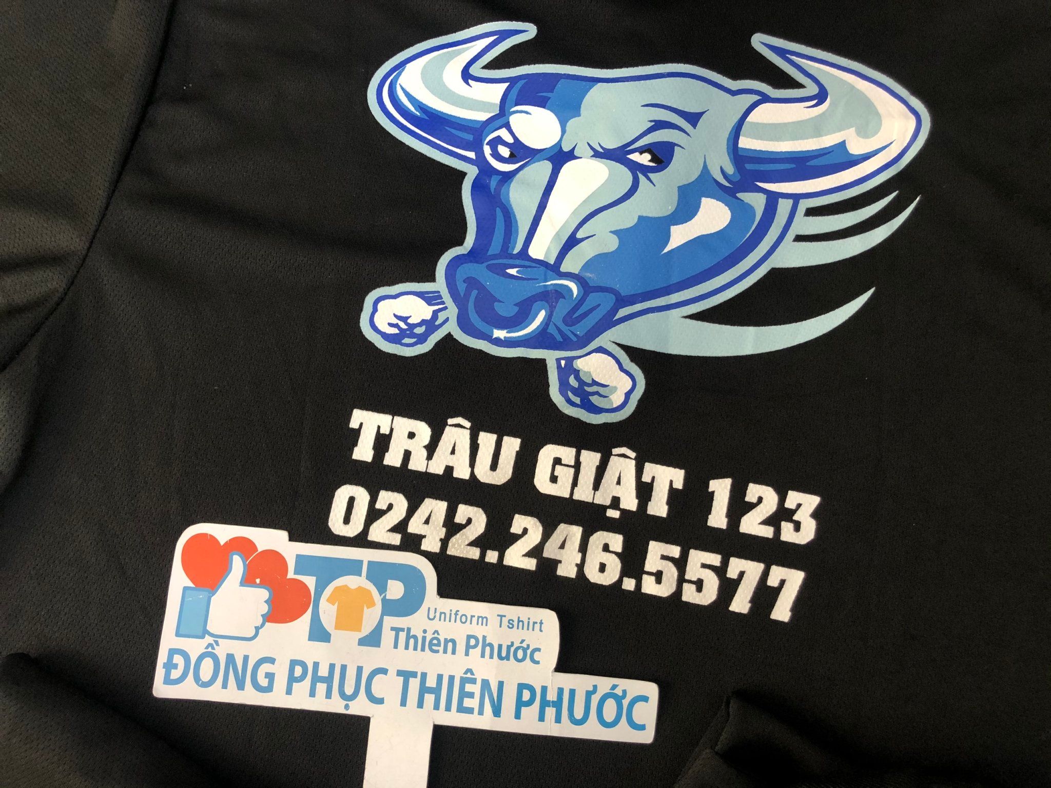 ÁO THUN ĐỒNG PHỤC CỔ BẺ MÀU ĐEN HCM- TPA108