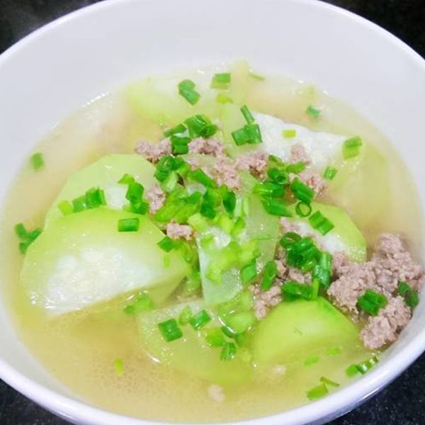  Canh bí xanh nấu thịt bằm (sơ chế) 