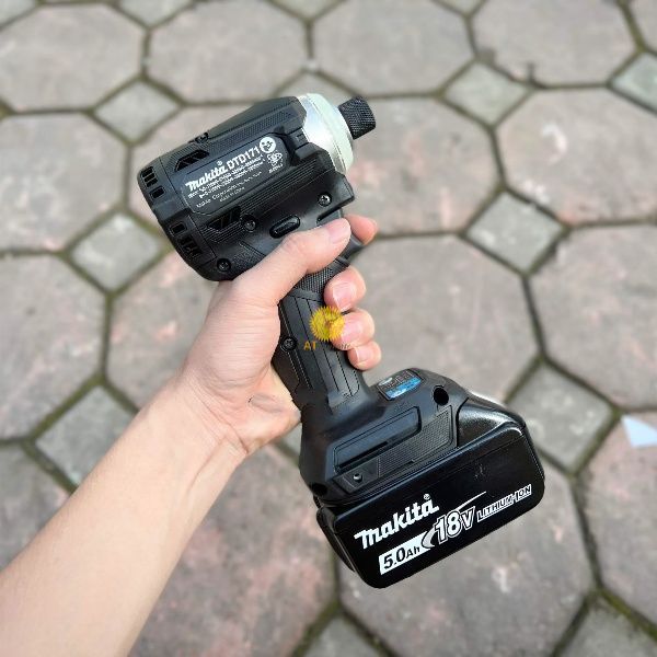  Máy bắt vít MAKITA DTD171 