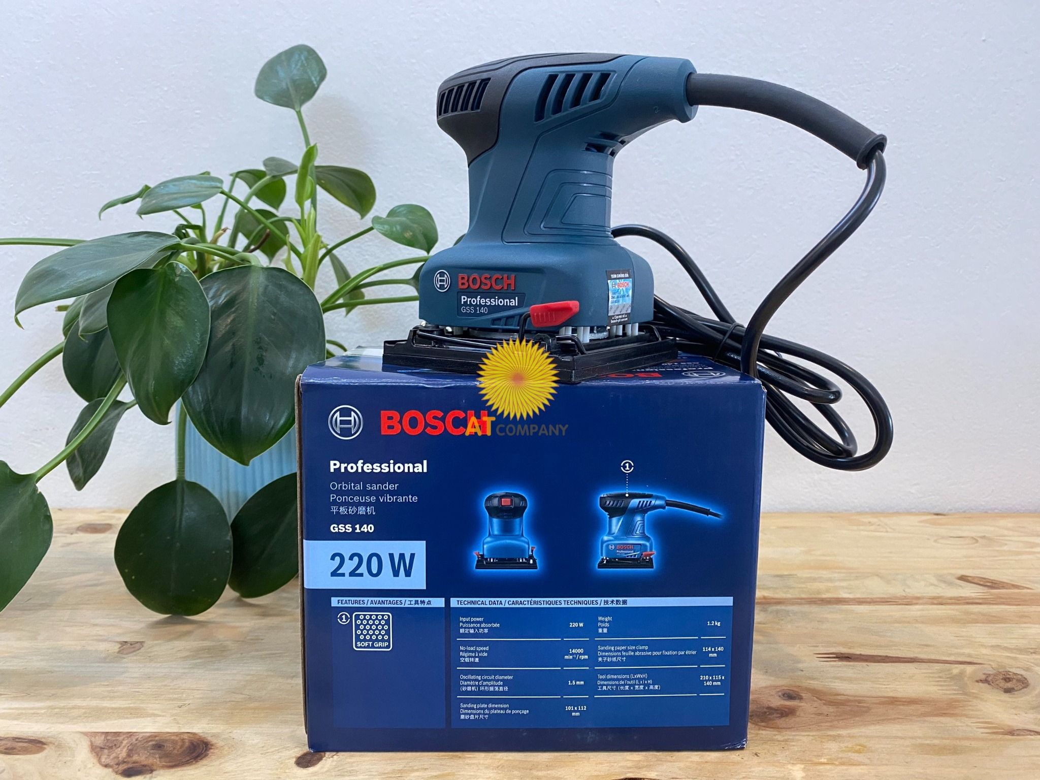  Máy chà nhám vuông Bosch GSS 140 