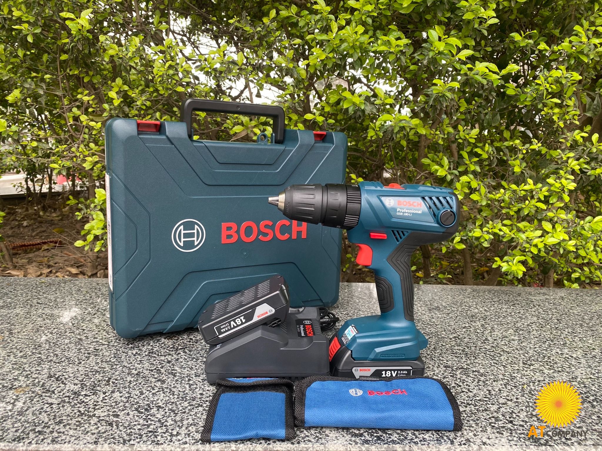  Máy khoan búa vặn vít dùng PIN Bosch GSB 180-LI 