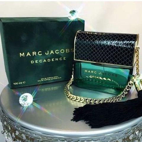 Nước Hoa nữ Marc Jacobs Decadence Eau de Parfum 100ml
